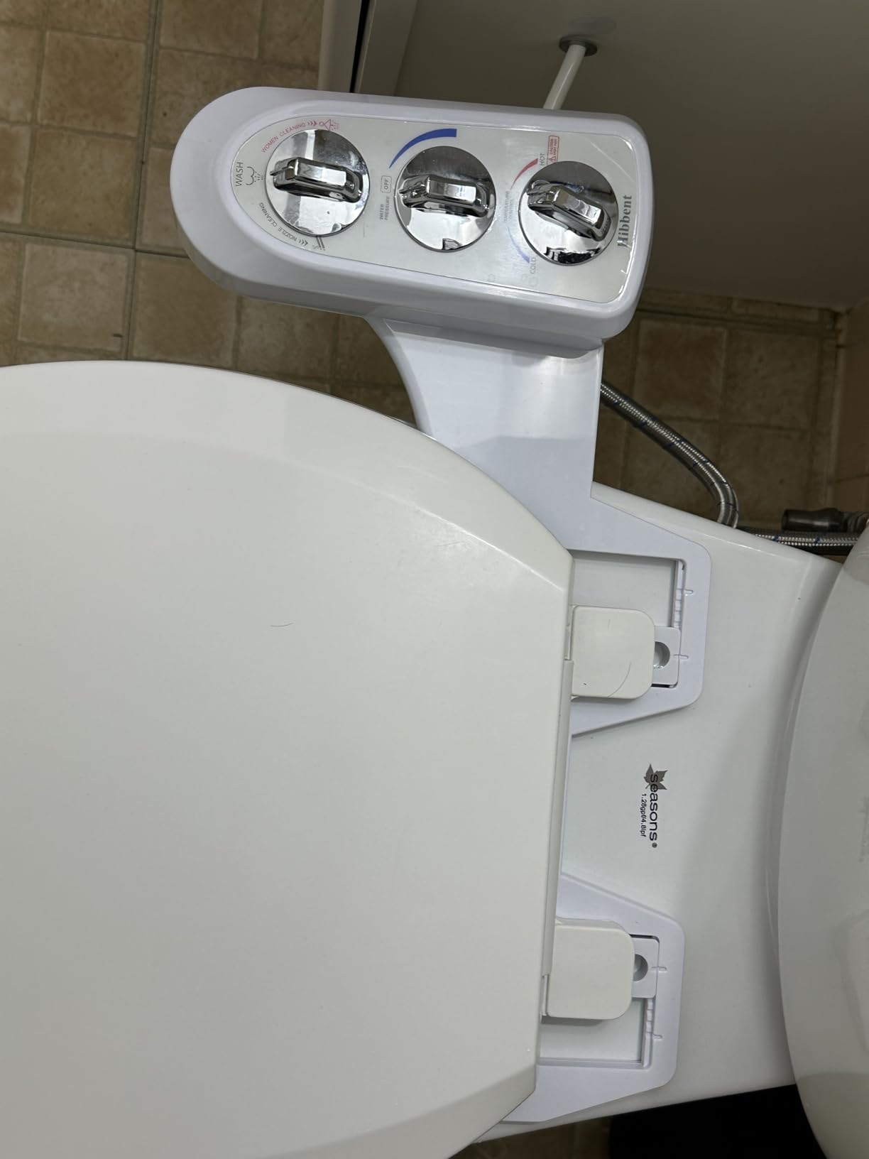 Hibbent Bidet Attachment for Toilet, Self Cleaning Dual Nozzle, Hot & Cold Water Spray Non-Electric Mechanical Bidet Toilet Seat for Rear or Female Washing Sanitizing, Adjustable Water Pressure, White customer photo 1