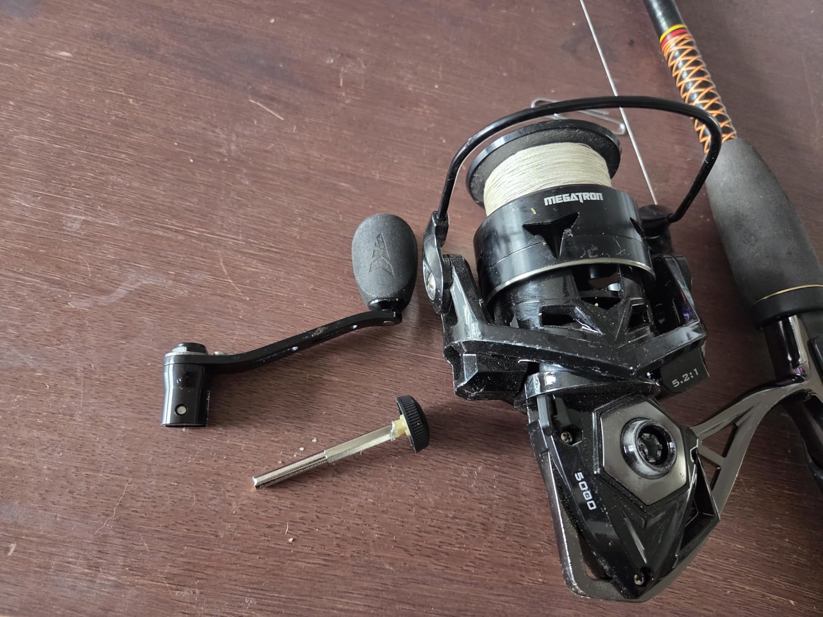 KastKing Megatron Spinning Fishing Reels with 5.2:1 Gear Ratio | Max Drag: 39.5 lb, 7+1 BB, 13.4 oz, Aerospace Aluminum Alloy Skeletal Frame, Robot Inspired Aluminum Handle, EVA Grips customer photo 1