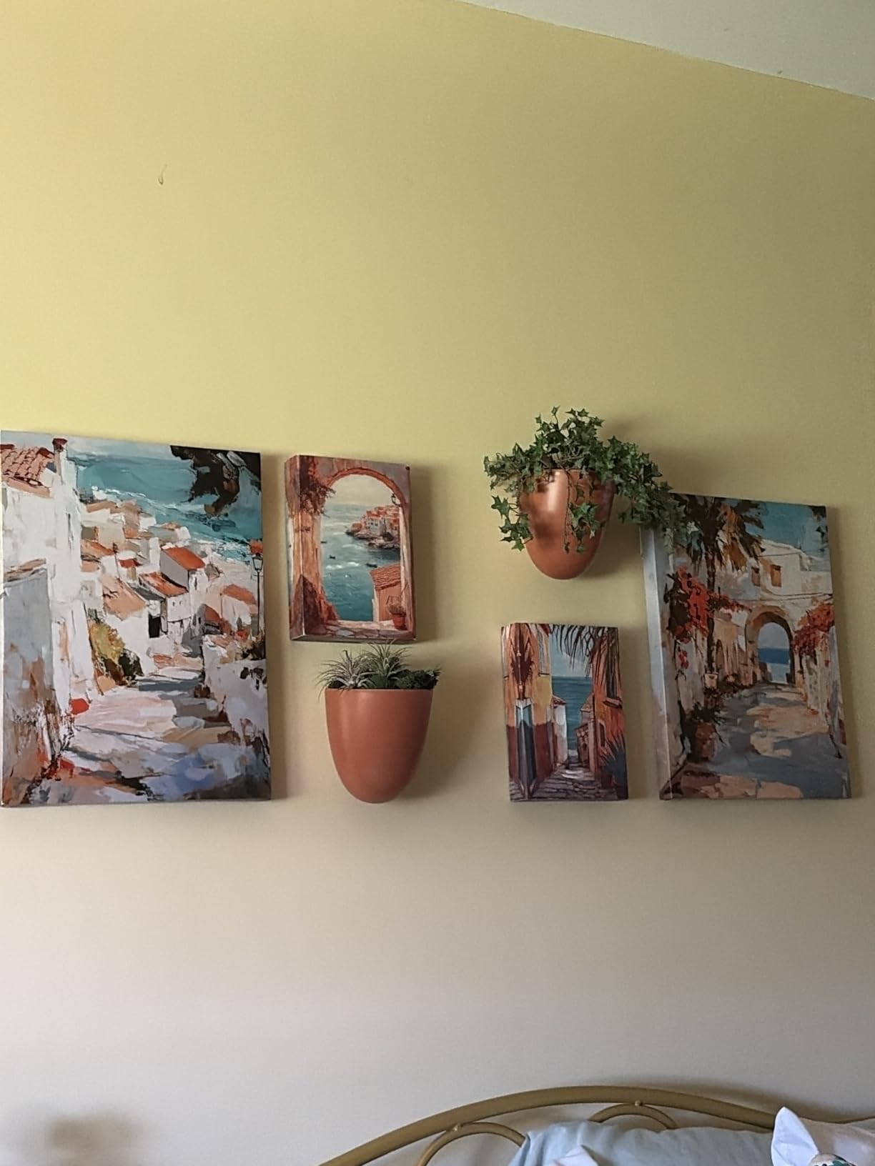 Make Good PlantPod Luxe - Self-Watering Wall Planters (Set of 6) customer photo 1