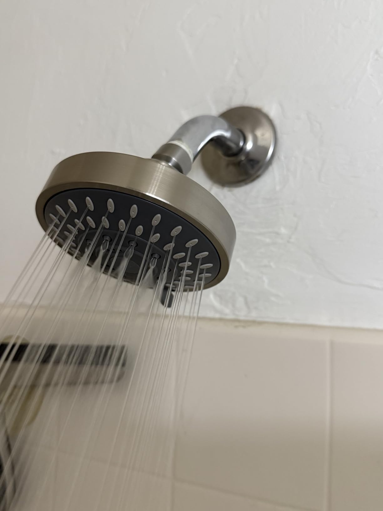 AISOSO High Pressure Rain Shower Head 5 Modes Showerhead 4.1 Inch Chrome | Low Water Pressure Compatible, Powerful Spray Fixed Showerhead for a Relaxing Indoor & Outdoor Shower customer photo 1