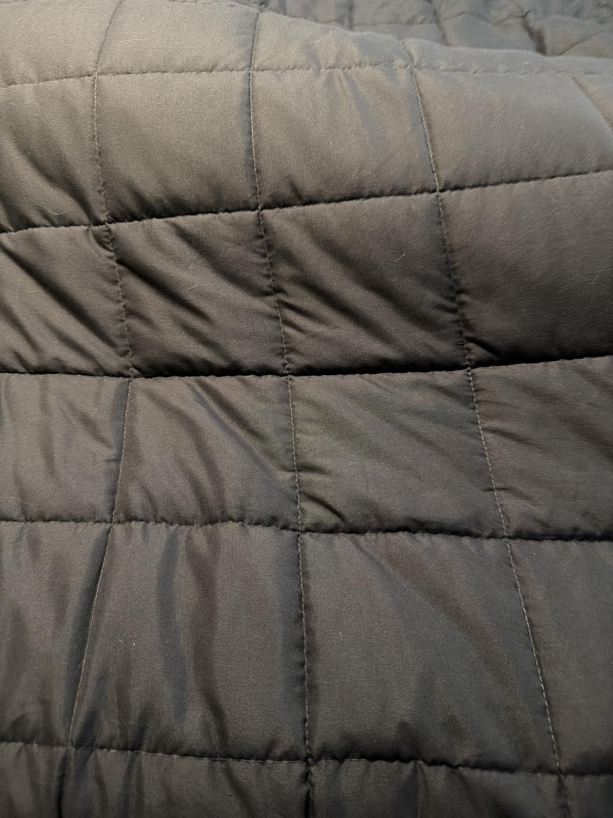 HomeSmart Weighted Blanket Queen Size 50 lb - The Heaviest Weighted Blanket | Deep Grounding Comfort, Oversized Ultra Soft Bedding, Evenly Distributed Weight, Machine Washable, Breathable Fabric customer photo 2