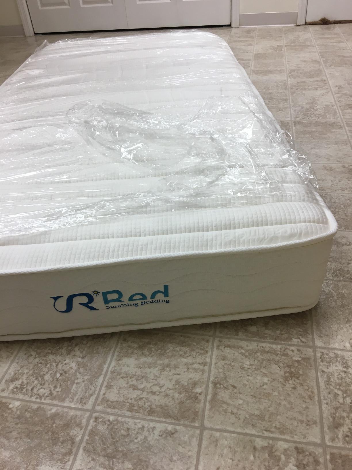 King Mattress, 10 Inch Natural Latex Hybrid Gel Memory Foam, Individually Wrapped Pocket Coils Innerspring Mattress, Pressure Relief, Back Pain Relief customer photo 1