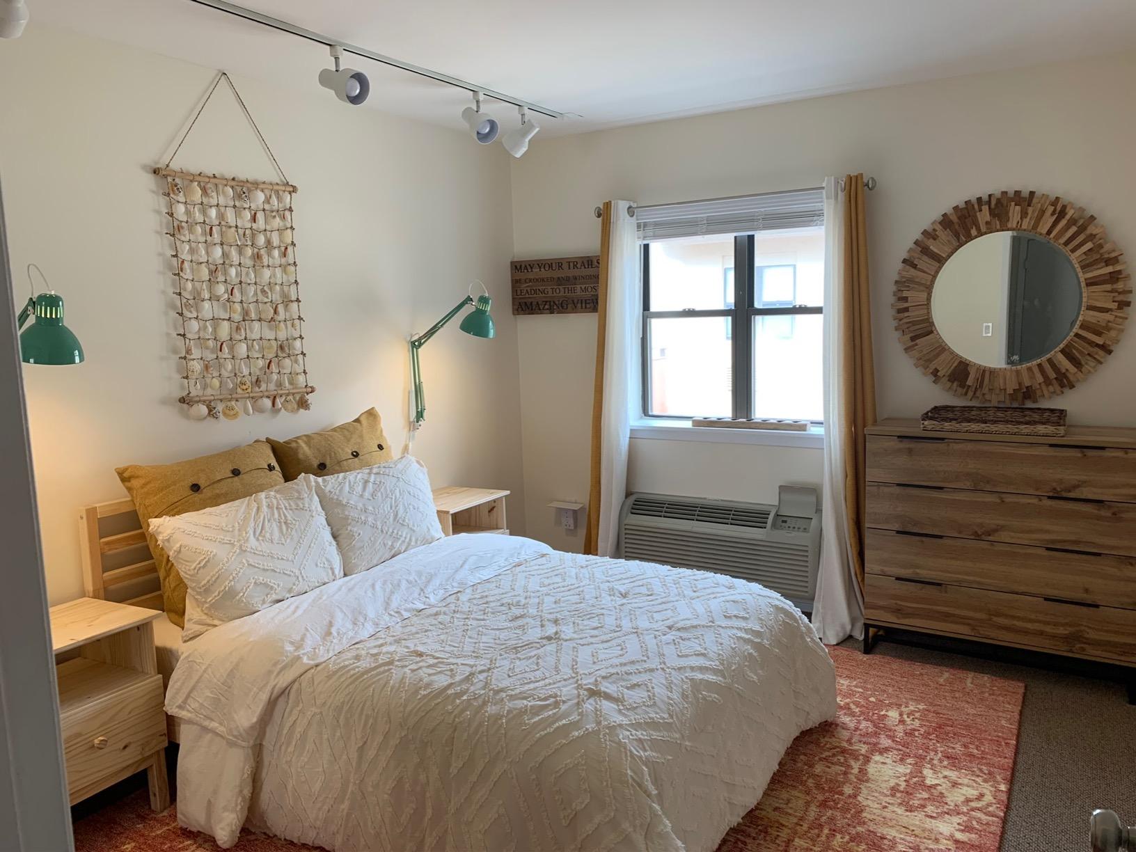 Naturepedic Serenade Organic Mattress - Cushion Firm Full Hybrid with Encased Coils & Natural Latex for Comfort & Breathability customer photo 1