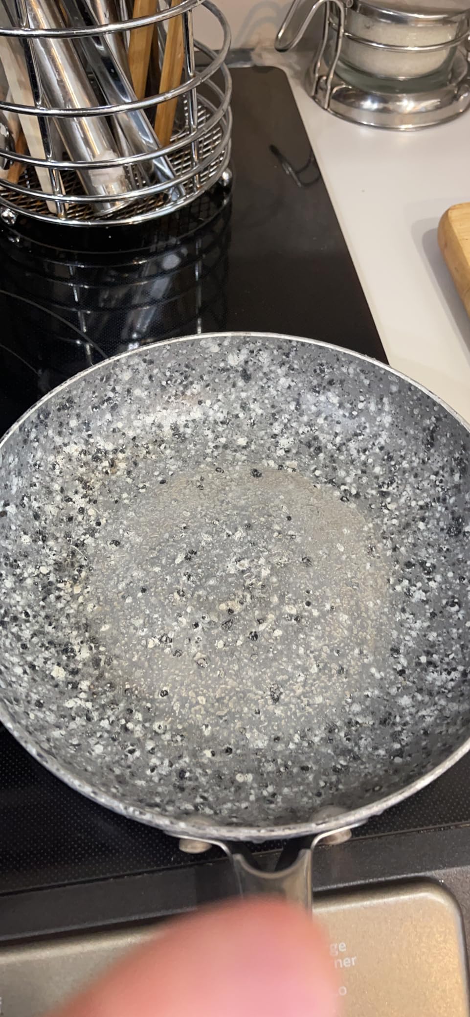 MICHELANGELO 10 Inch Frying Pan with Lid, Nonstick Frying Pan with Non Toxic Granite Coating, 10 Inch Stone Skillet, Non Stick Frying Pans for Cooking, Induction Compatible customer photo 1