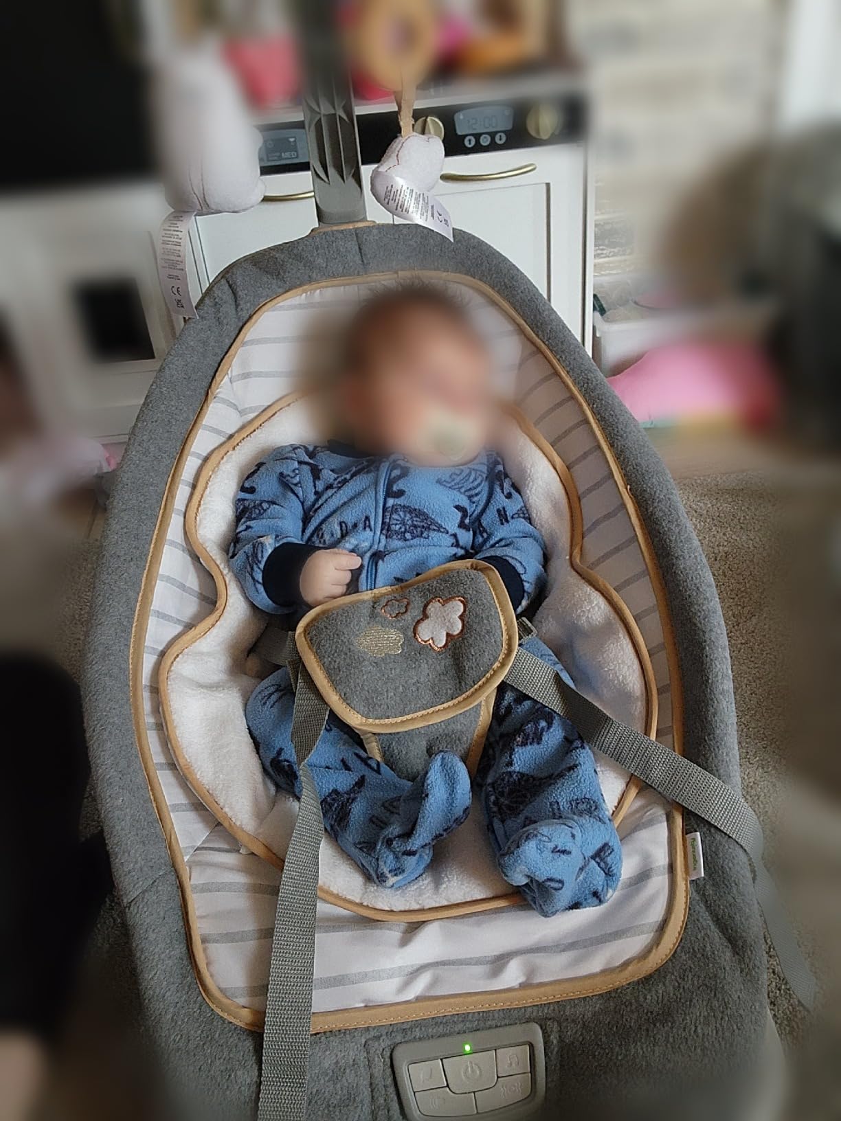 Ingenuity 2-in-1 Lightweight Infant to Toddler Rocker and Baby Bouncer - Tummy Time Mat, Vibrations & Sounds, 0-30 Months Up to 40 lbs (Cuddle Lamb) customer photo 1