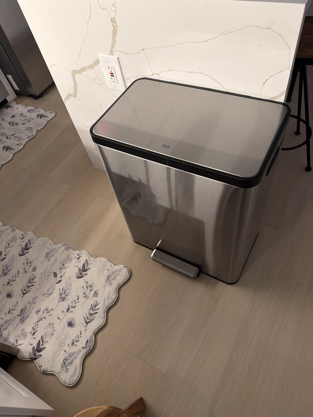 EKO EcoCasa II 36L+24L Dual Trash Can with Recycle Bin, Stainless Steel Garbage Can with Lid, Deodorizer Compartment, Odor-Proof and Fingerprint Resistant customer photo 2