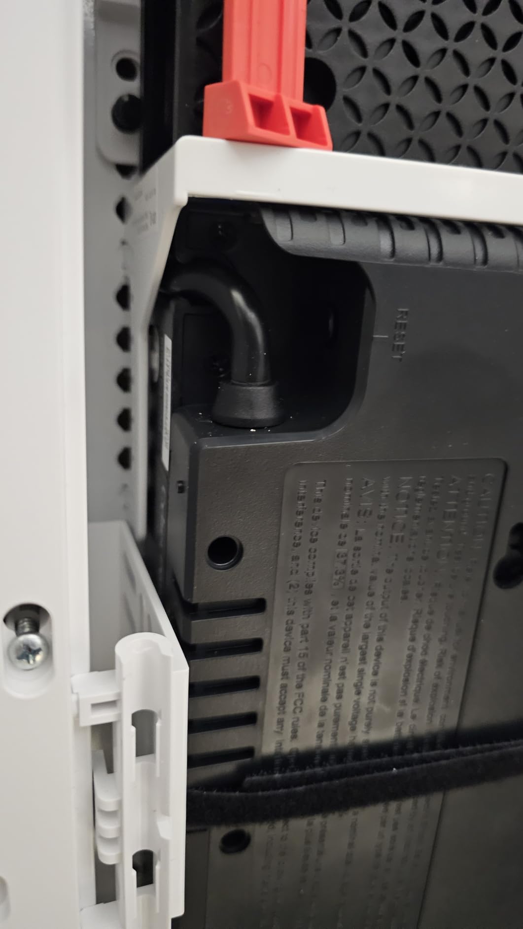 CyberPower SL700U Standby UPS Battery Backup and Surge Protector | Surge Protector, 700VA/370W, 8 Outlets, Slim Profile, UL Certified customer photo 2