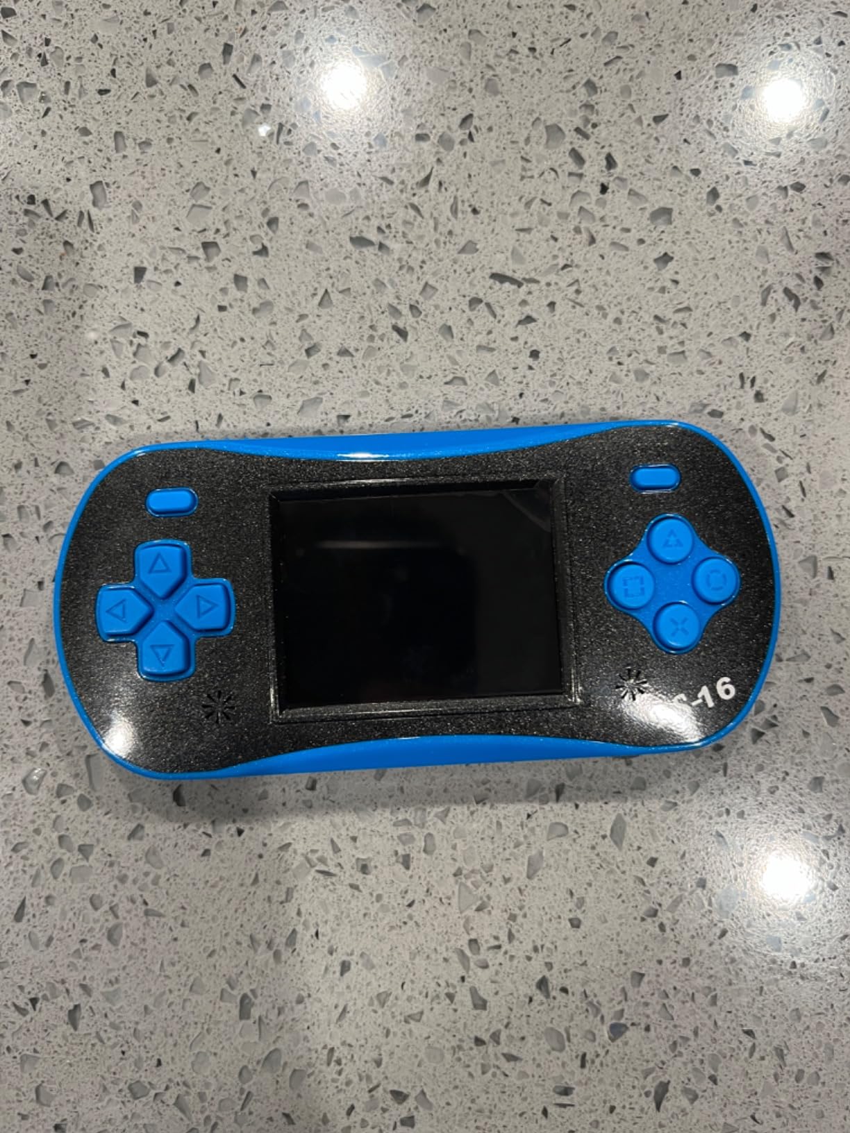 Handheld Game for Kids - FAMILY POCKET RS16 Portable Classic Controller 260 Game 2.5 inch LCD Retro Arcade Video Game System Children's Birthday Gift (Blue) customer photo 1