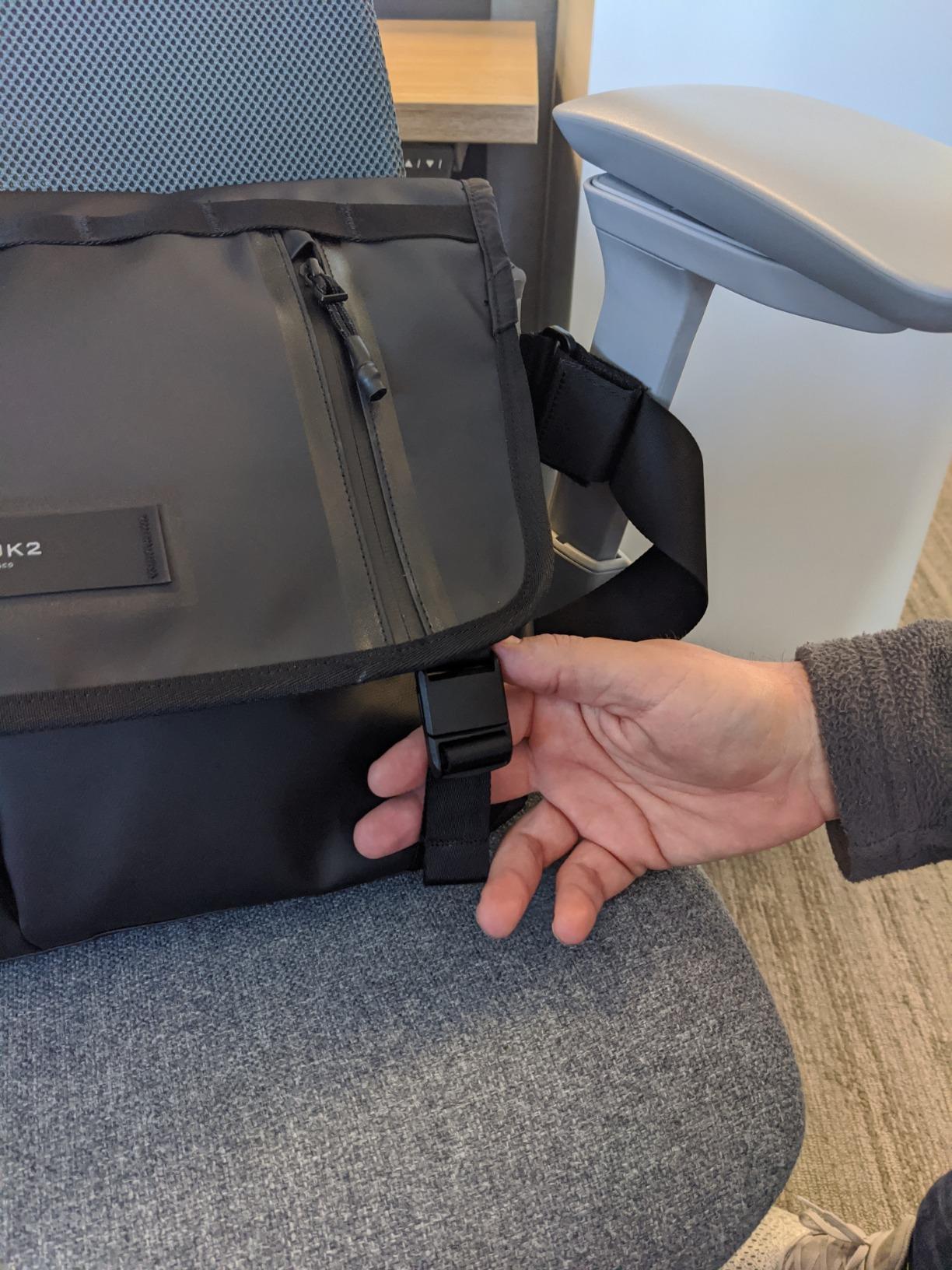 Timbuk2 Especial Stash Weatherproof Messenger Bag customer photo 1