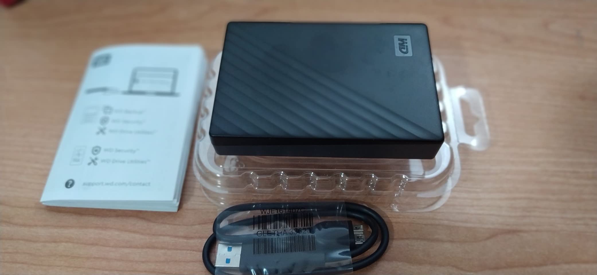 WD 4TB My Passport, Portable External Hard Drive, Black, Backup Software with Defense Against ransomware, and Password Protection, USB 3.1/USB 3.0 Compatible - WDBPKJ0040BBK-WESN customer photo 2