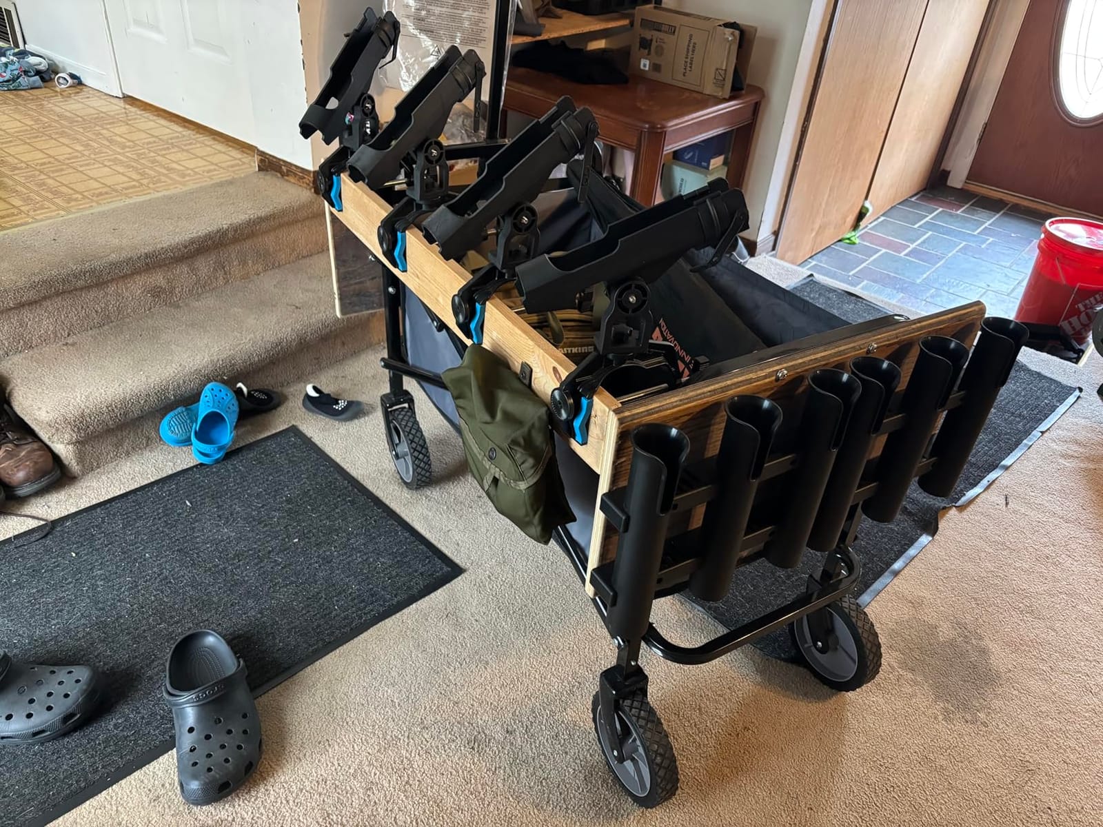 Amazon Basics Collapsible Heavy Duty Utility Wagon for Outdoor Sports, Camping, Garden, and Shopping, 265 Pounds Capacity customer photo 1
