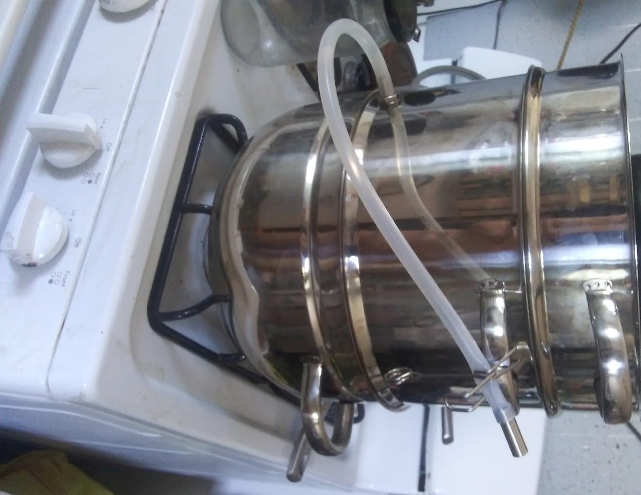 Kitchen Crop Little Creek Stainless Steel Water Distiller, 2 Gallon Capacity, Works on all Stovetops, Double Boiler, Render Lard & Tallow customer photo 1