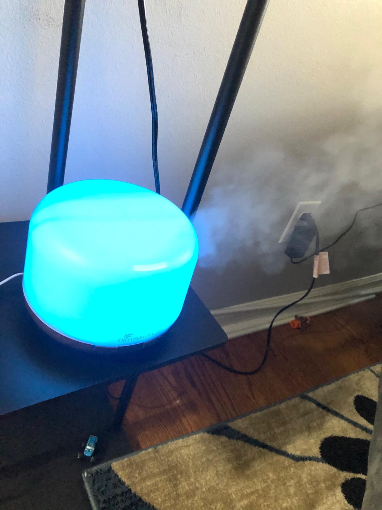Diffuserlove Essential Oil Diffuser 500ML Aromatherapy Diffuser Mist Humidifiers 7 Color LED Lights customer photo 1