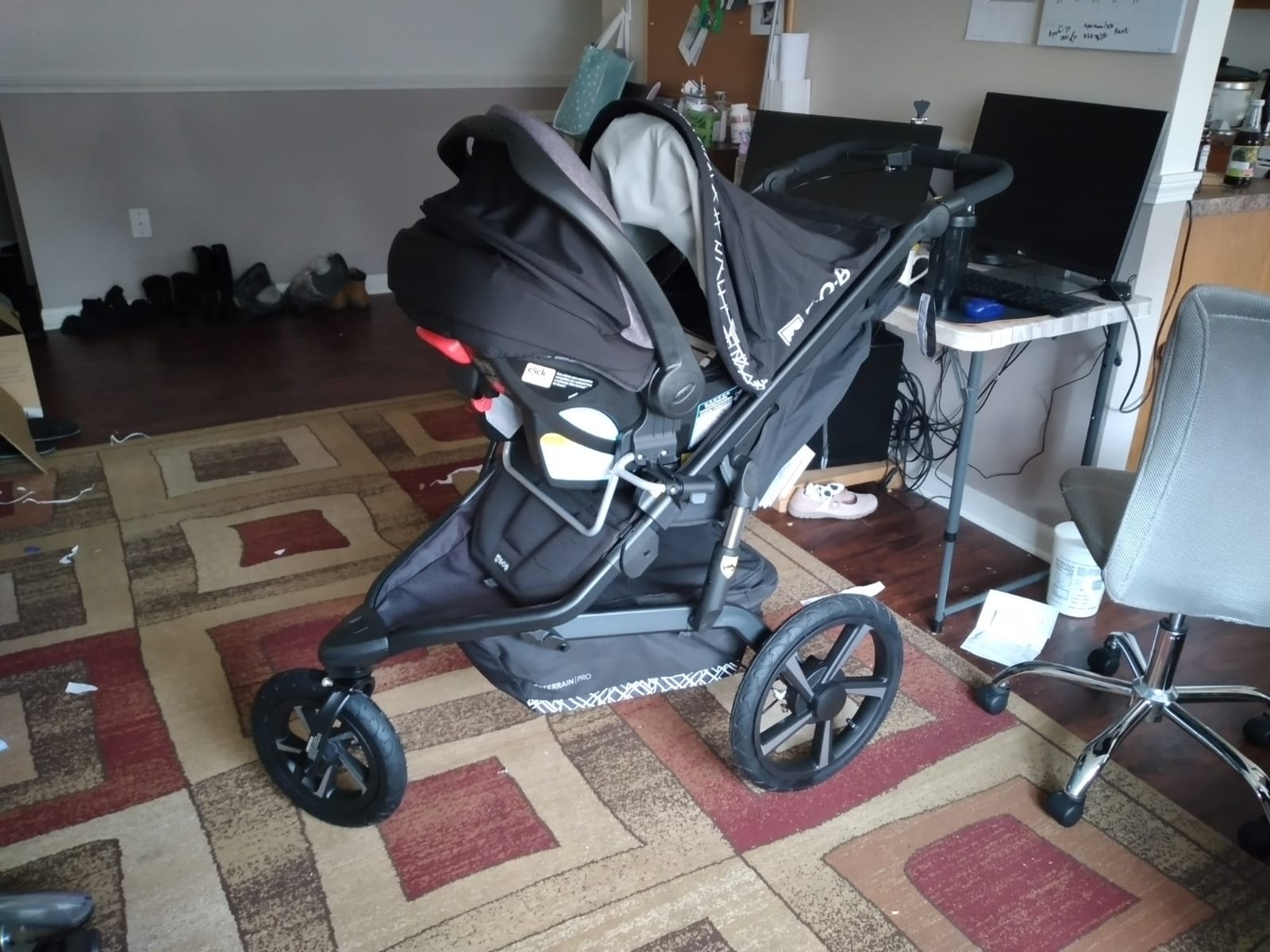 BOB Gear Alterrain Pro Jogging Stroller - Black | All Terrain, All Weather Jogger Stroller; SmoothShox Suspension & Air-Filled Tires; Car Seat Compatible customer photo 1