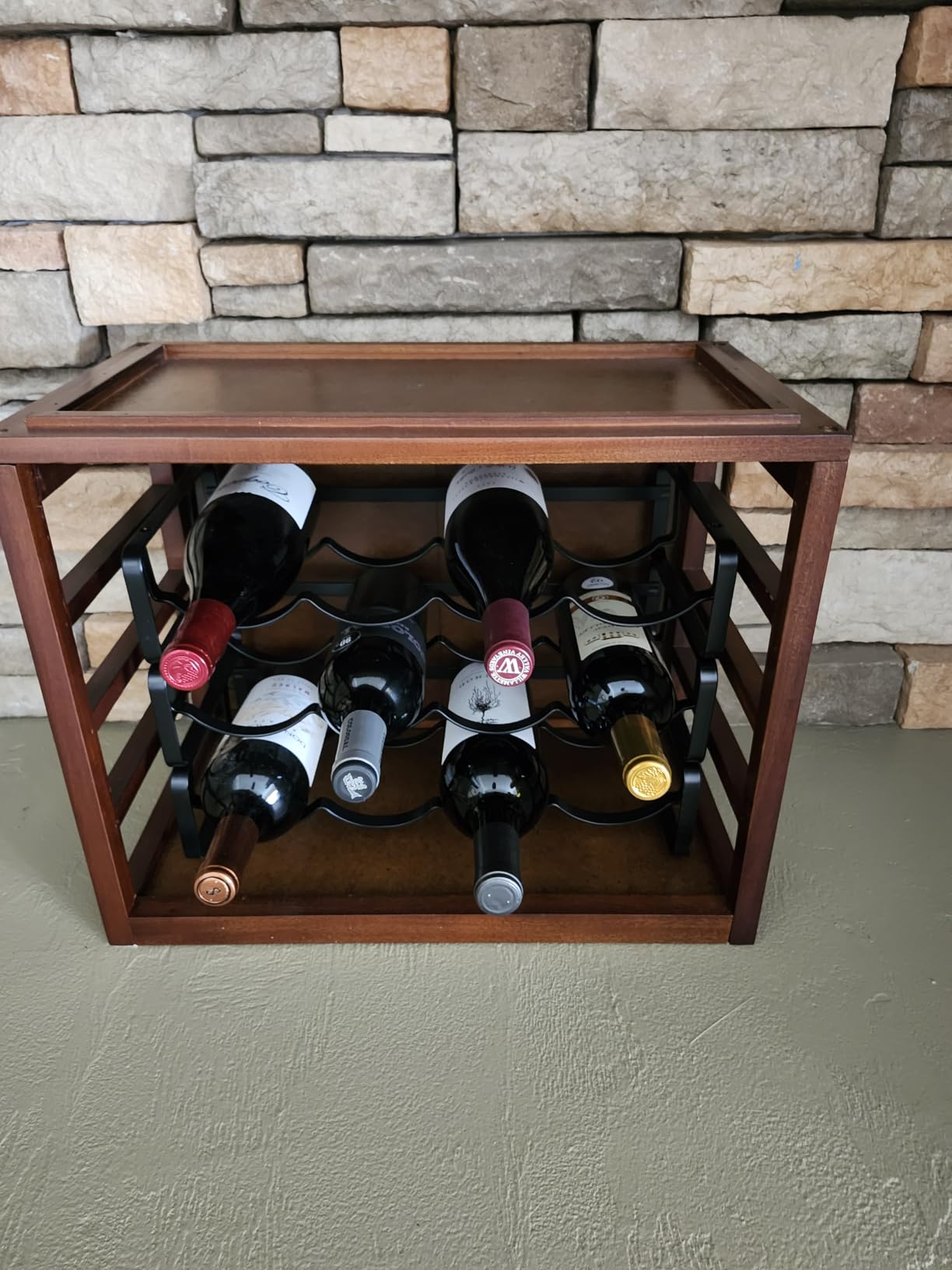 Amazon Basics Tabletop Stackable 4-Bottle Metal Wine Rack, Wine Storage, Space Saving, No Assembly Required, Black customer photo 2
