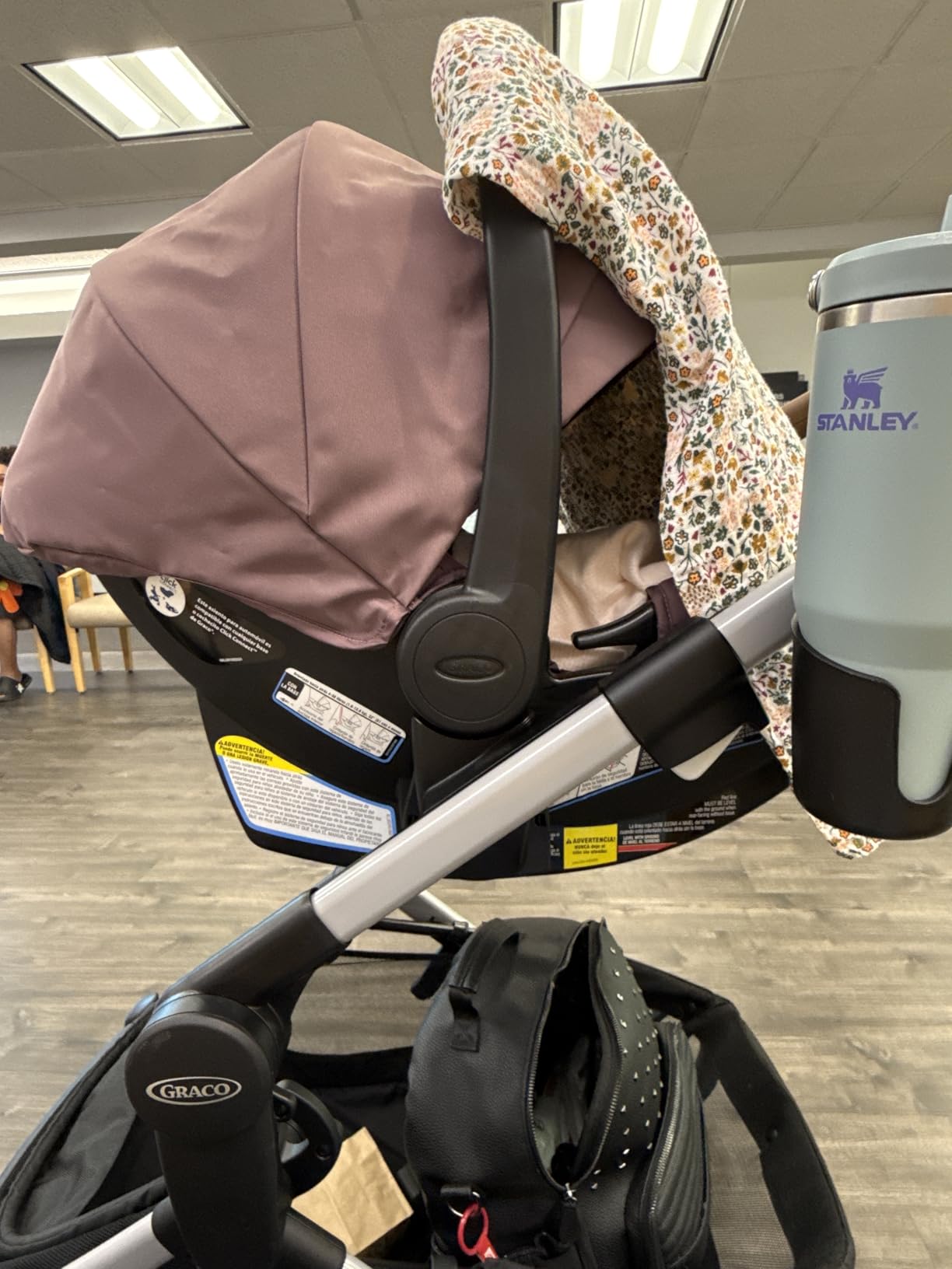 Graco Modes Nest Travel System, 3-in-1 Modular Carseat Stroller Combo, Includes the SnugRide DLX Infant Car Seat, Sullivan customer photo 2
