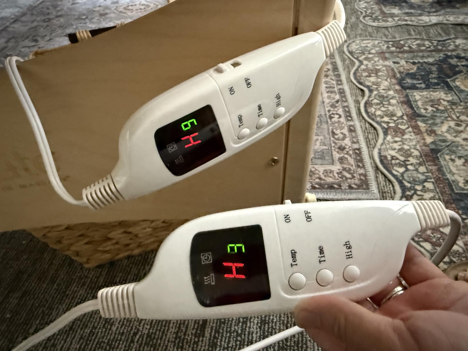 Deluxe Fleece Massage Table Warmer, w/ 12 Foot Power Cord. For Use with Massage Tables Only customer photo 1