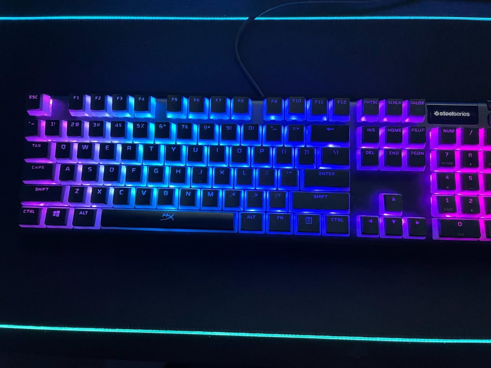 SteelSeries USB Apex 5 Hybrid Mechanical Gaming Keyboard - Per-Key RGB Illumination, Aircraft Grade Aluminum Alloy Frame, OLED Smart Display (Hybrid Blue Switch) customer photo 2