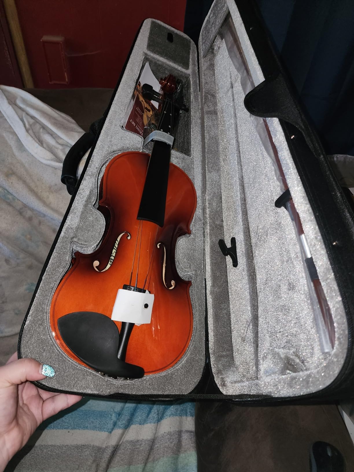 Eastar 3/4 Violin for Beginners, Violins Kit for Student, Fiddle with Hard Case, Rosin, Shoulder Rest, Bow, and Extra Strings (Imprinted Finger Guide on Fingerboard) customer photo 1