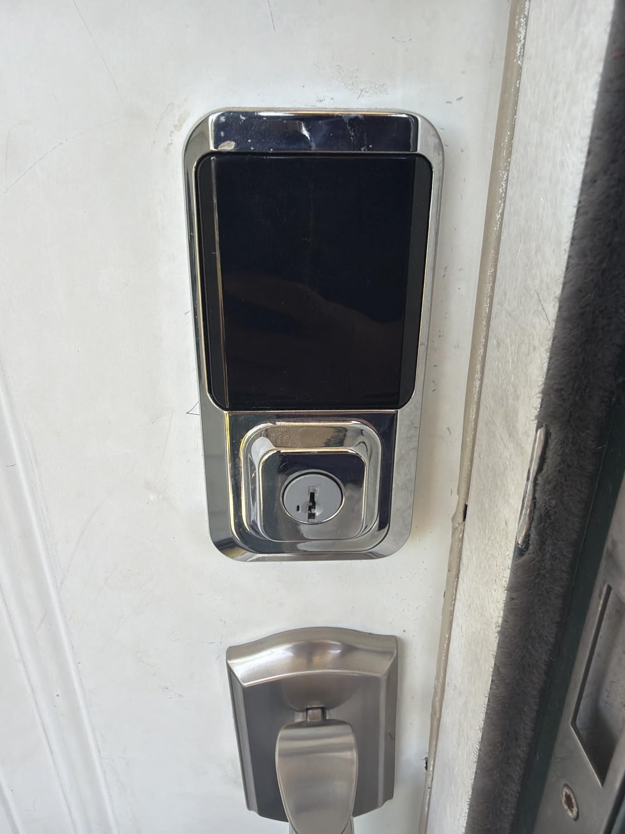 Kwikset Halo Wi-Fi Smart Lock, Keyless Entry Front Door Touchscreen Deadbolt, Matte Black Finish, Grade AAA Certified, UL Listed, Easy Install No Hub, App Control customer photo 1