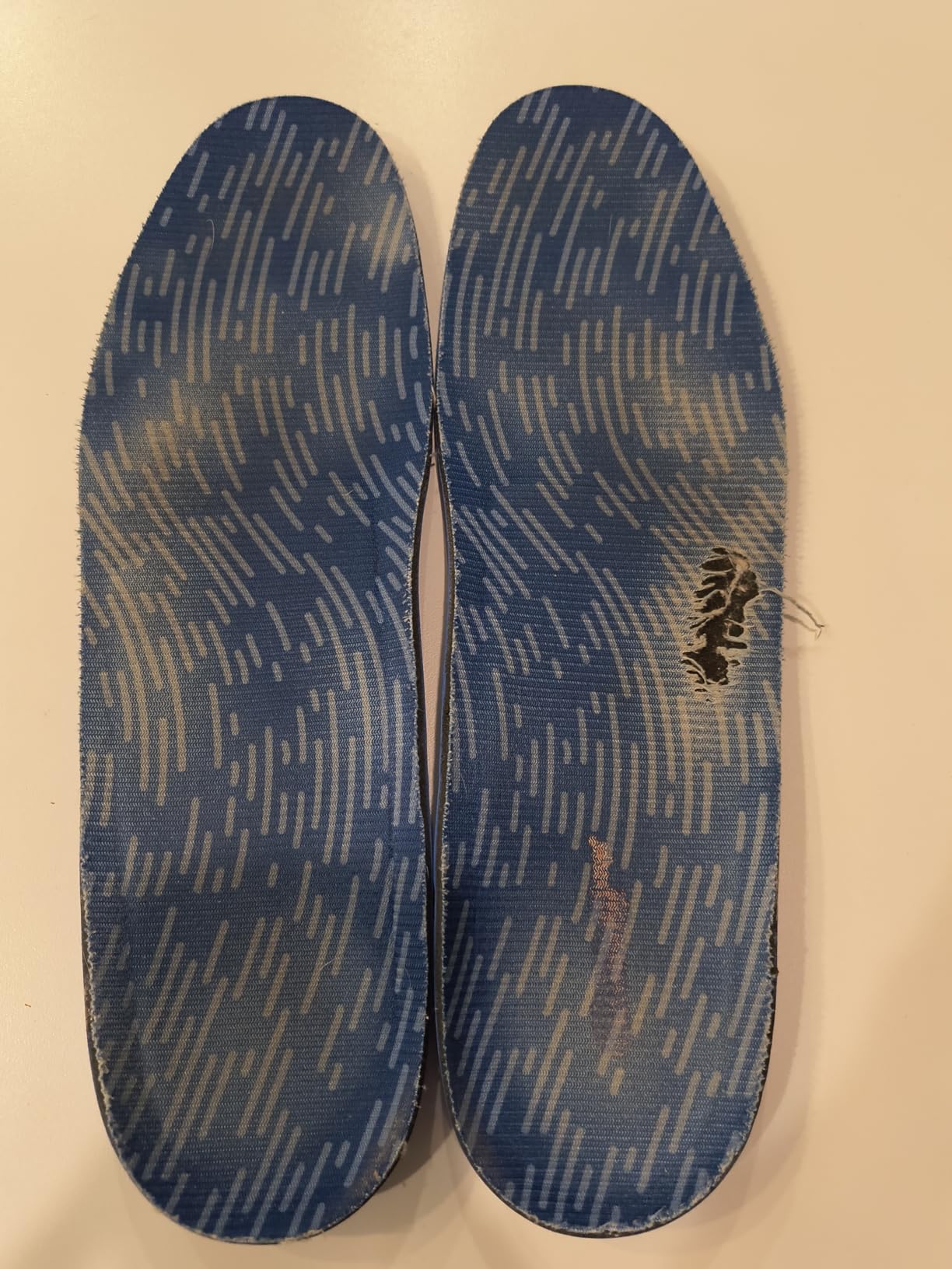 PowerStep Pinnacle Low, PowerStep Insoles, Flat Feet, Plantar Fasciitis Relief, Overpronation, Arch Support, Heel Pain, All Day Comfort, Pain Relief, Made in USA customer photo 1