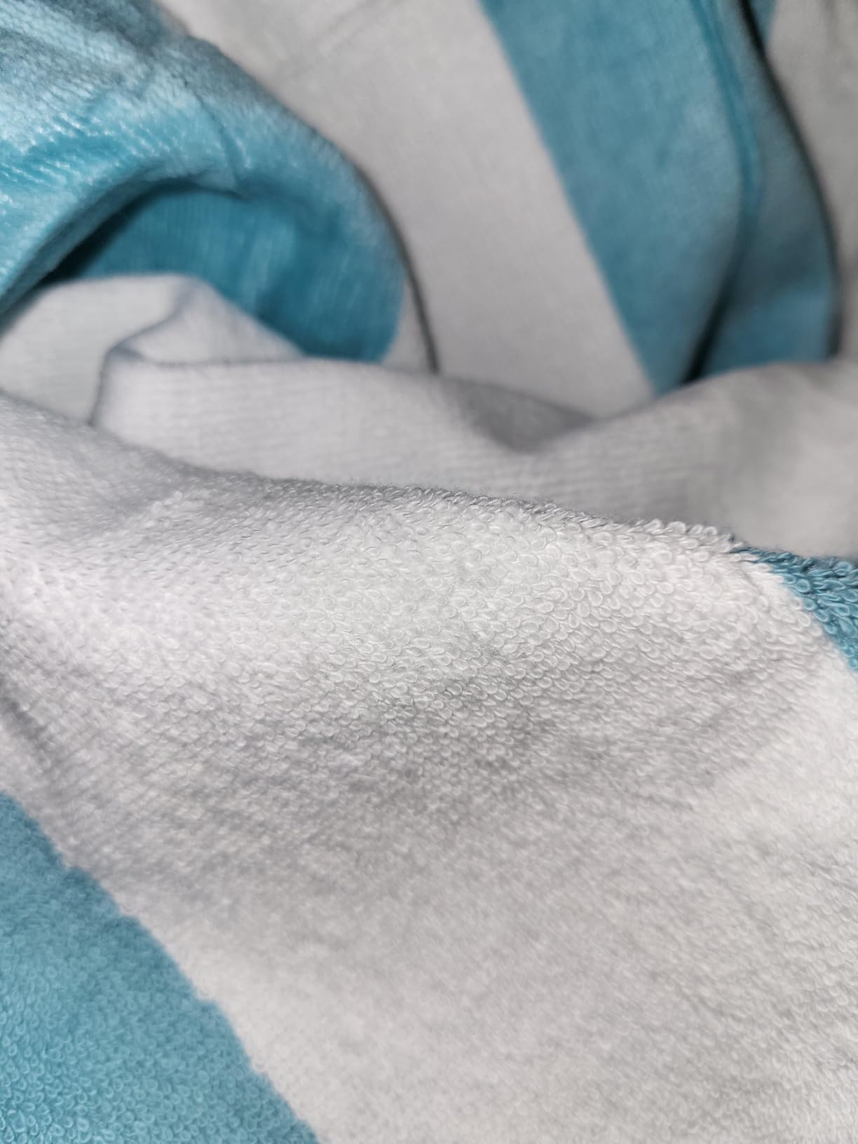 HENBAY Cotton Oversized Beach Towel - Large 70 x 35 Inch Pool Towel, Blue Striped Quick Dry Swimming Cabana Towel customer photo 2
