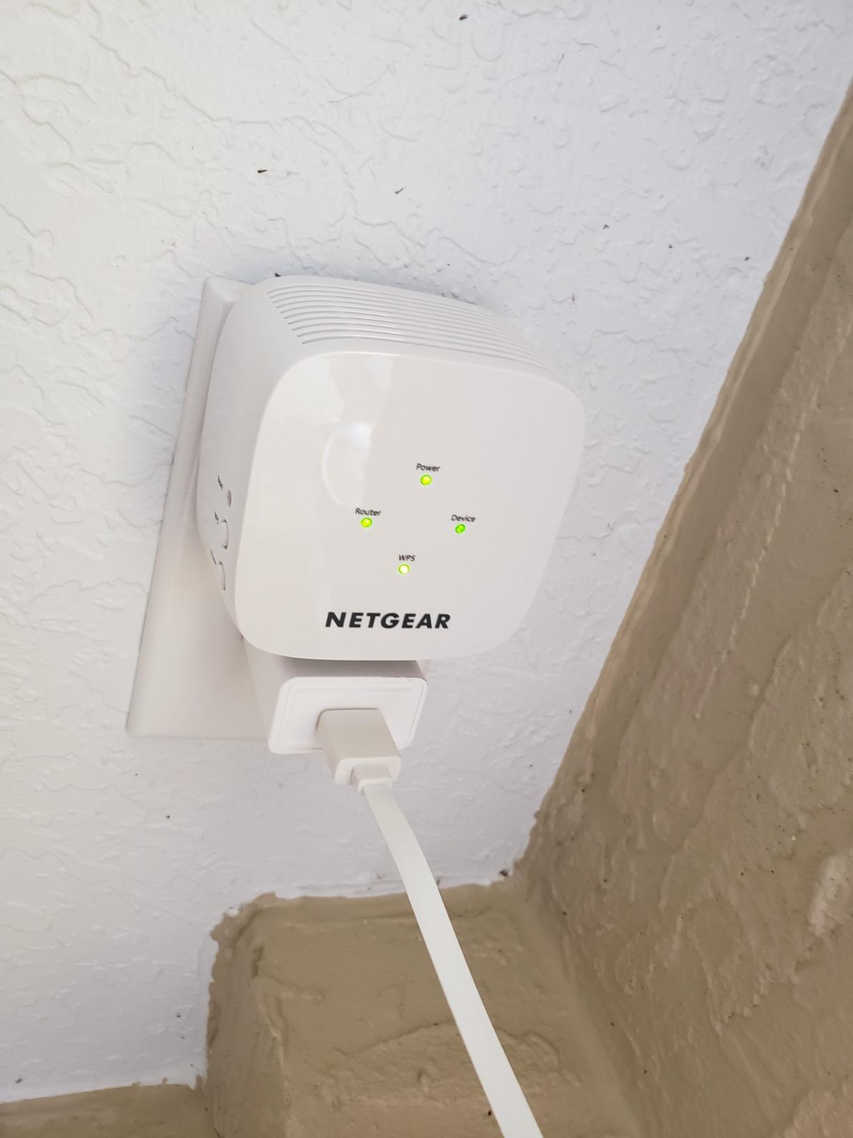 NETGEAR WiFi Mesh Range Extender (EX5000) - Covers up to 1,000 sq.ft. and 15 Devices with AC1200 Dual Band Wireless Signal Booster & Repeater customer photo 2