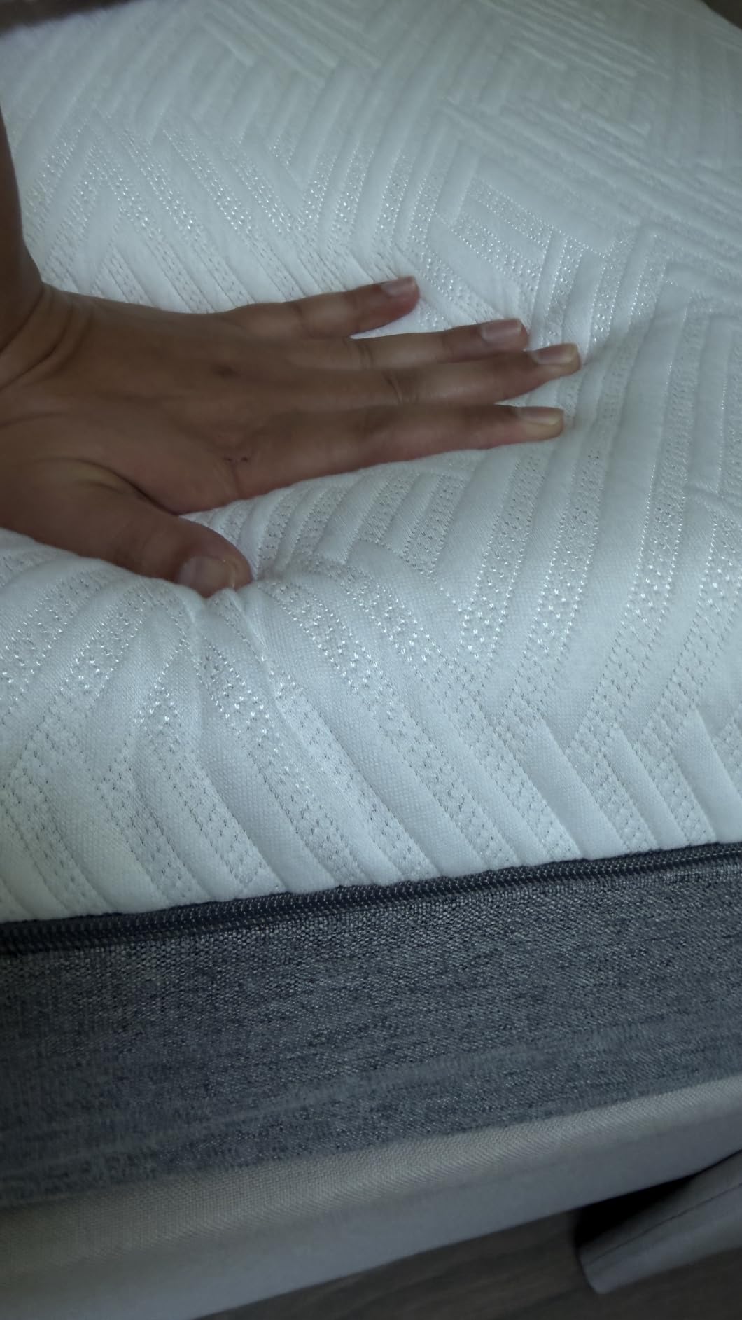 Novilla Bliss Queen Size Mattress, 12 Inch Gel Memory Foam Mattress Queen customer photo 2