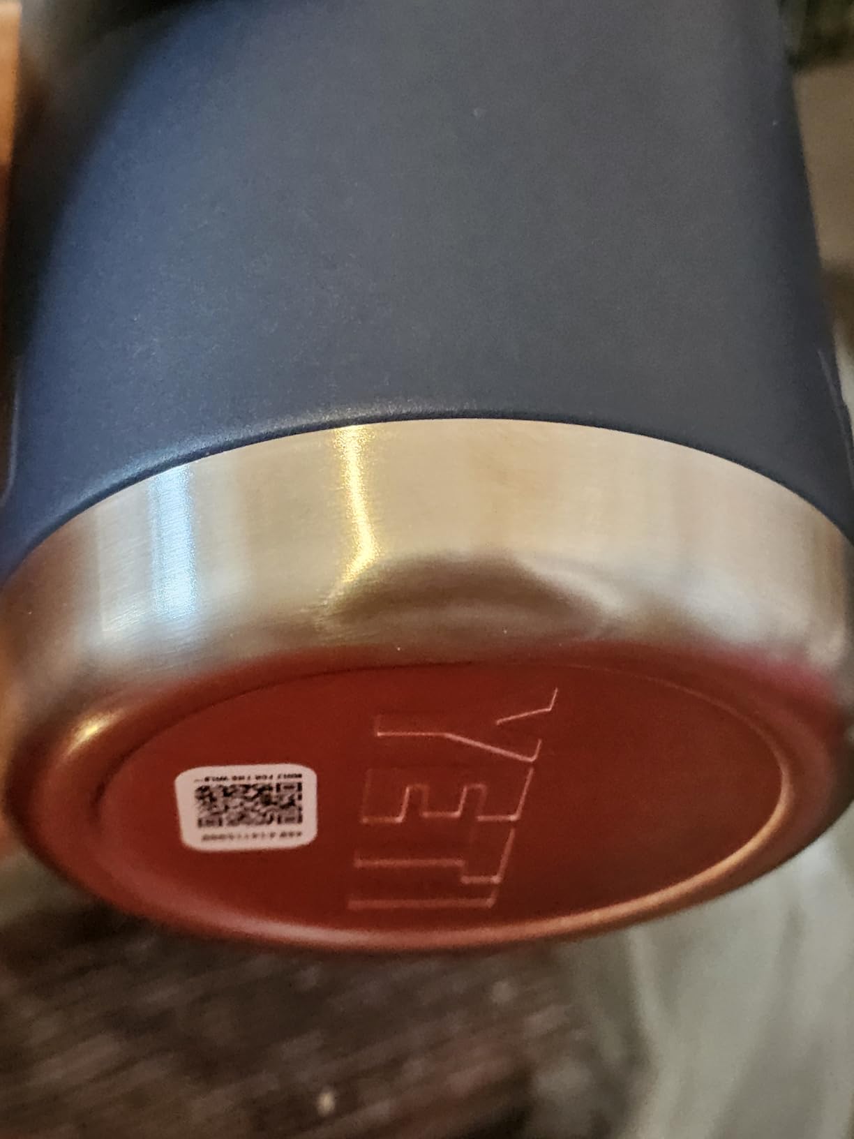 YETI Rambler 26 oz Bottle, Vacuum Insulated, Stainless Steel with Chug Cap, Black customer photo 2