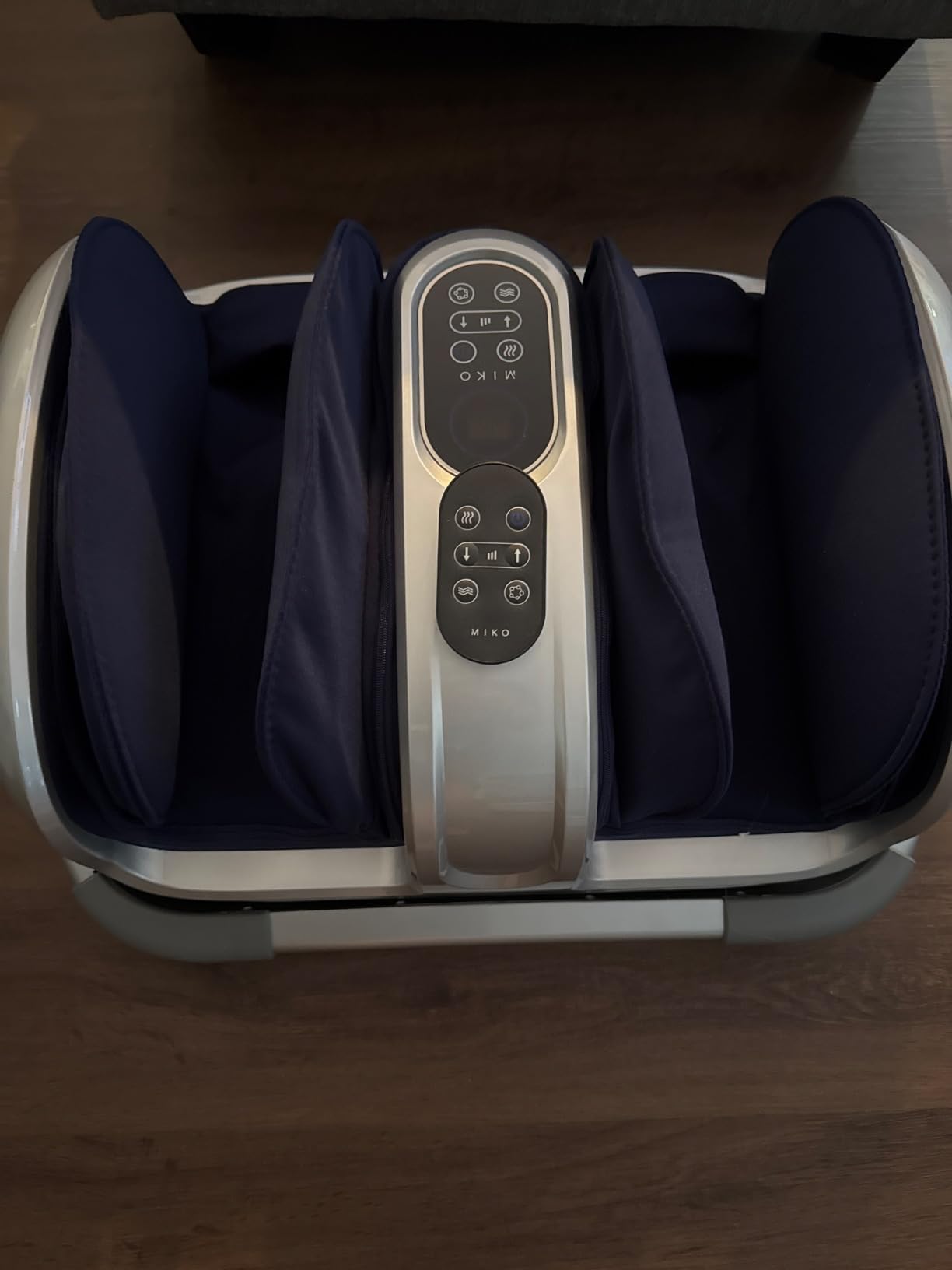 MIKO Shiatsu Foot, Leg and Calf Massager with Heat customer photo 1