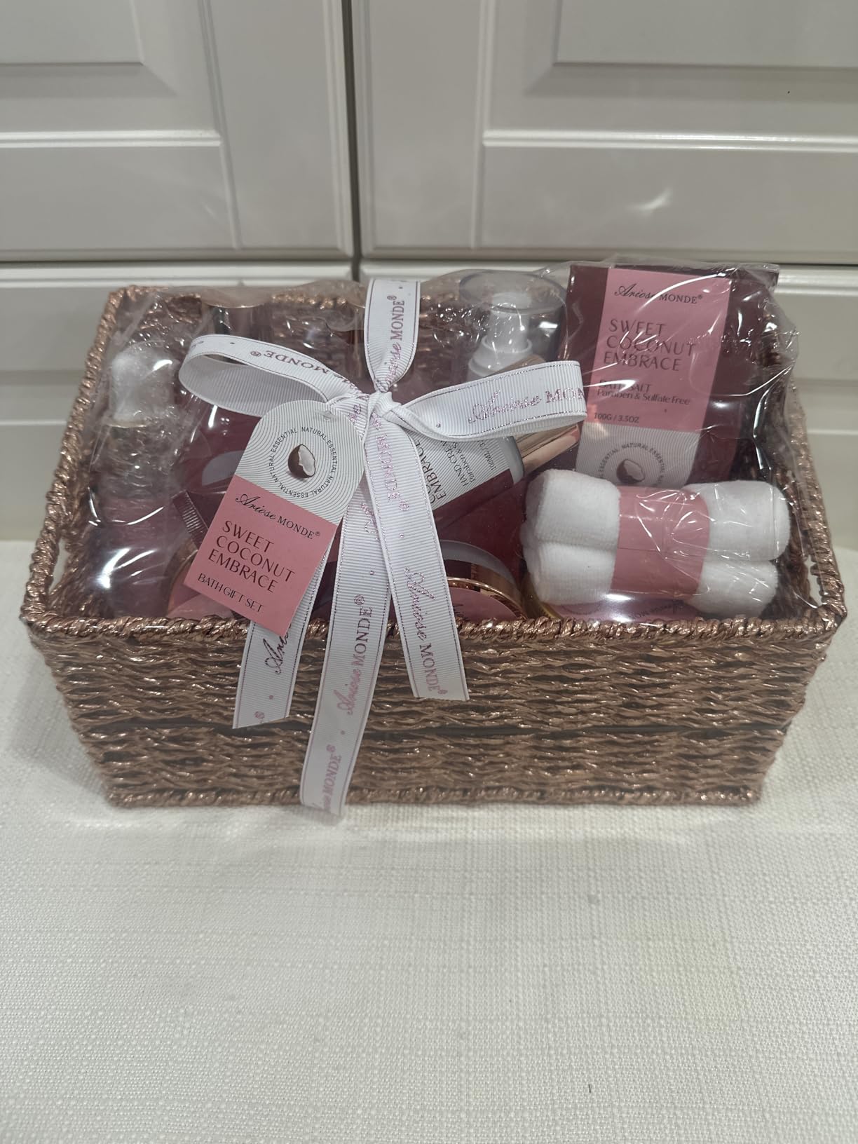 Bath and Body Warm Vanilla Sugar Gift Set, 7pcs Gift Basket for Women, Mom | Vanilla Bubble Bath for Women, Spa Gift Baskets for Women Birthday, Christmas, Mothers Day, Anniversary customer photo 2