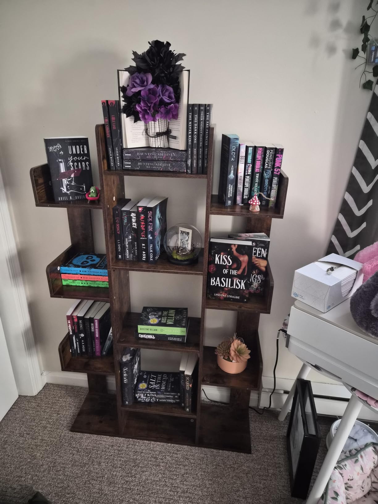 VASAGLE Bookshelf with 13 Storage Shelves, 9.8 x 33.9 x 55.1 Inches, Rustic Brown customer photo 1