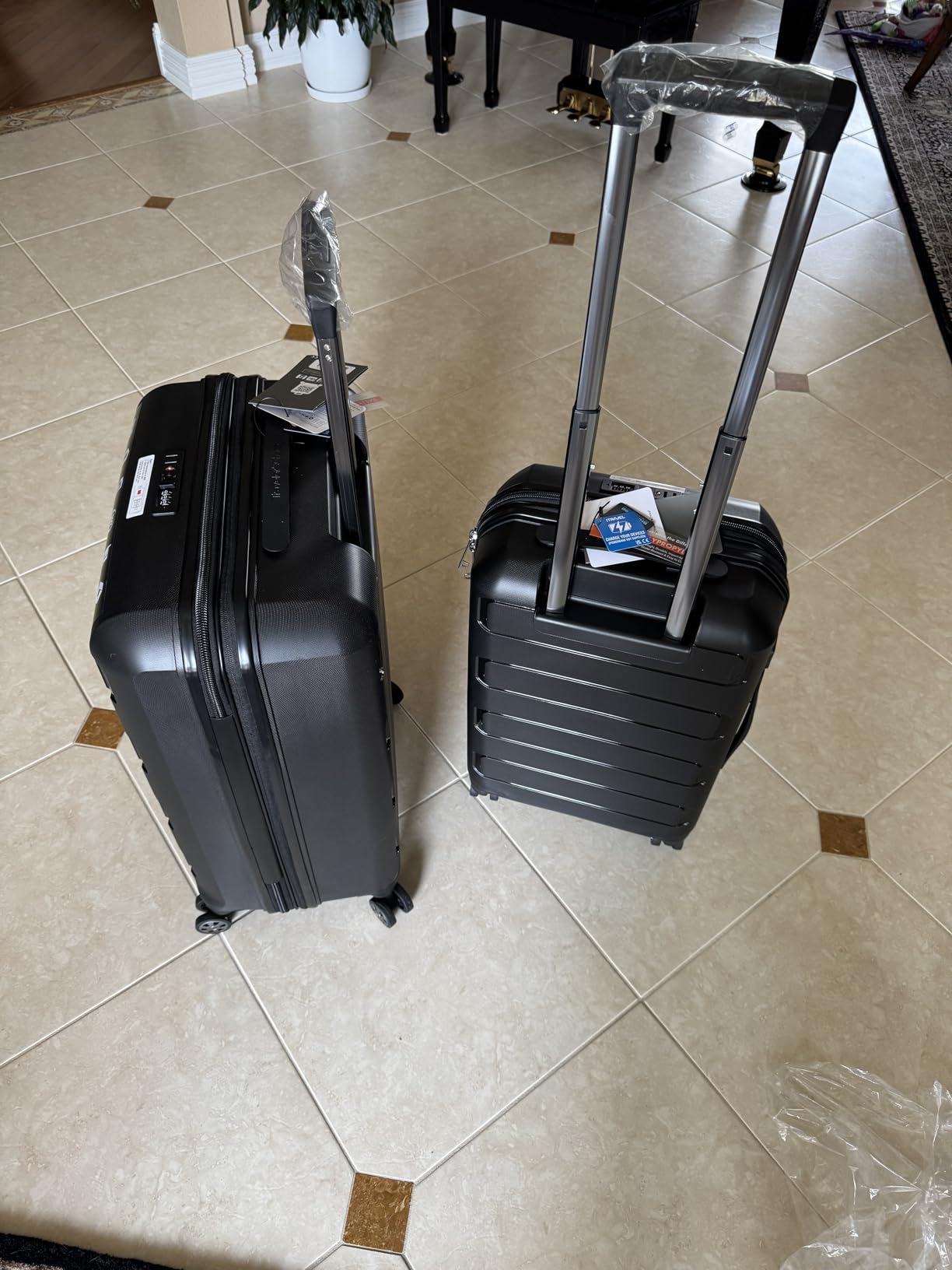 Traveler's Choice Pagosa Hardshell Expandable Luggage with Spinner Wheels, Black, 22-Inch Carry-on customer photo 2