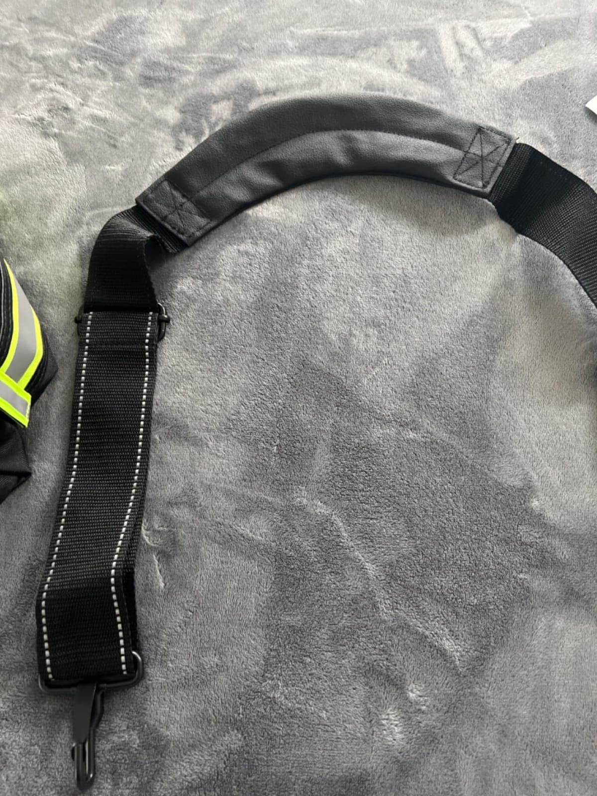 Scherber First Responder Fully-Stocked Professional Essentials EMT/EMS Trauma Kit | HSA/FSA Approved | Reflective Bag w/8 Zippered Pockets & Compartments & 200+ First Aid Supplies - Black customer photo 2