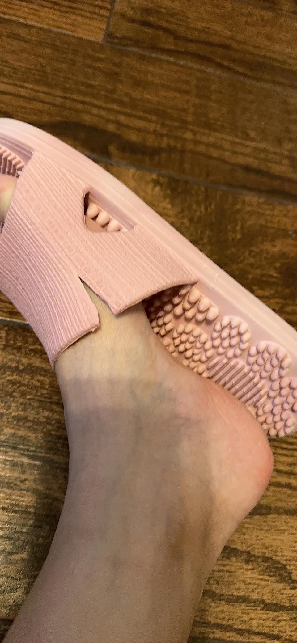 Acupressure Massage Slippers Therapeutic Reflexology Sandals for Foot Acupoint Massage Shiatsu Arch Pain Relief Non-Slip Massage Shoes for Bath Shower customer photo 1