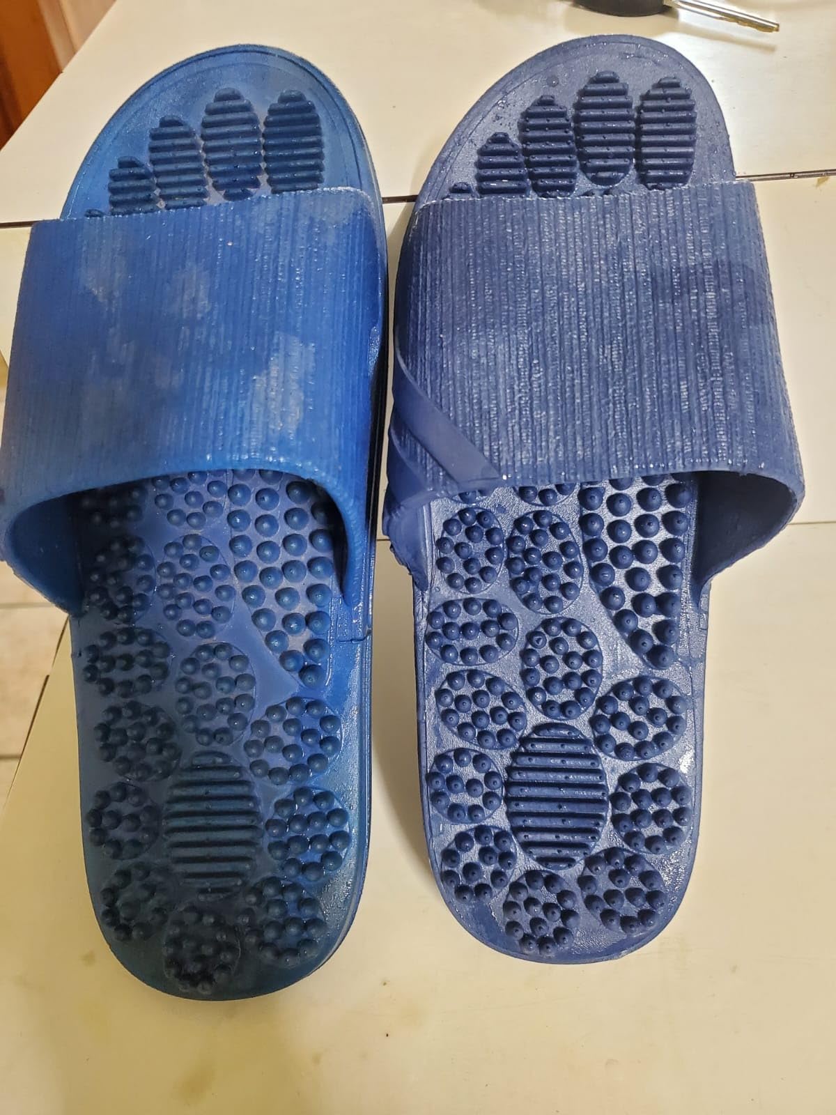 Acupressure Massage Slippers Therapeutic Reflexology Sandals for Foot Acupoint Massage Shiatsu Arch Pain Relief Non-Slip Massage Shoes for Bath Shower customer photo 1