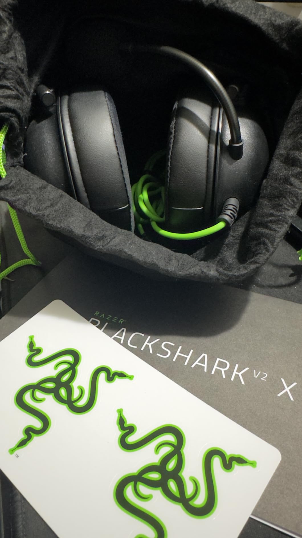 Razer BlackShark V2 X Gaming Headset: 7.1 Surround Sound - 50mm Drivers - Memory Foam Cushion - For PC, PS4, PS5, Switch - 3.5mm Audio Jack - Black customer photo 2