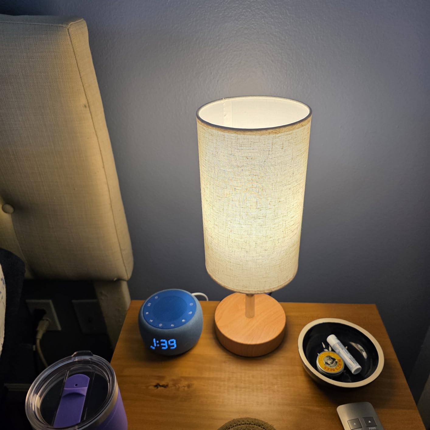Yarra-Decor Bedside Table Lamp with USB Ports - Touch Control for Bedroom 3 Way Dimmable Nightstand Lamp with Round Fabric Shade for Living Room, Dorm, Home Office customer photo 2