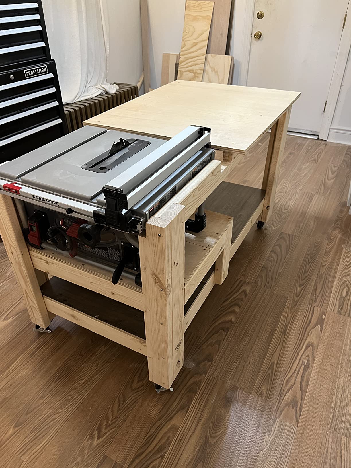 SKIL 8-1/4 Inch Portable Worm Drive Table Saw - SPT99T-01 customer photo 2