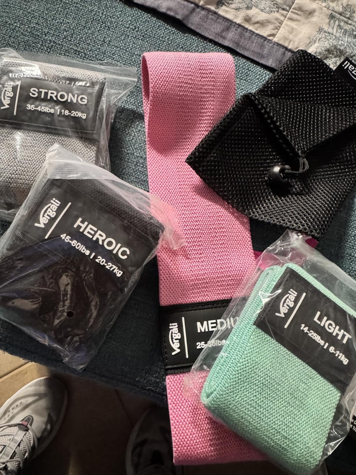 Resistance Bands for Working Out with Workout Bands Guide. 4 Booty Bands for Women Men Fabric Elastic Bands for Exercise Bands Resistance Bands for Legs Bands for Working Out Hip Thigh Glute Bands Set customer photo 1