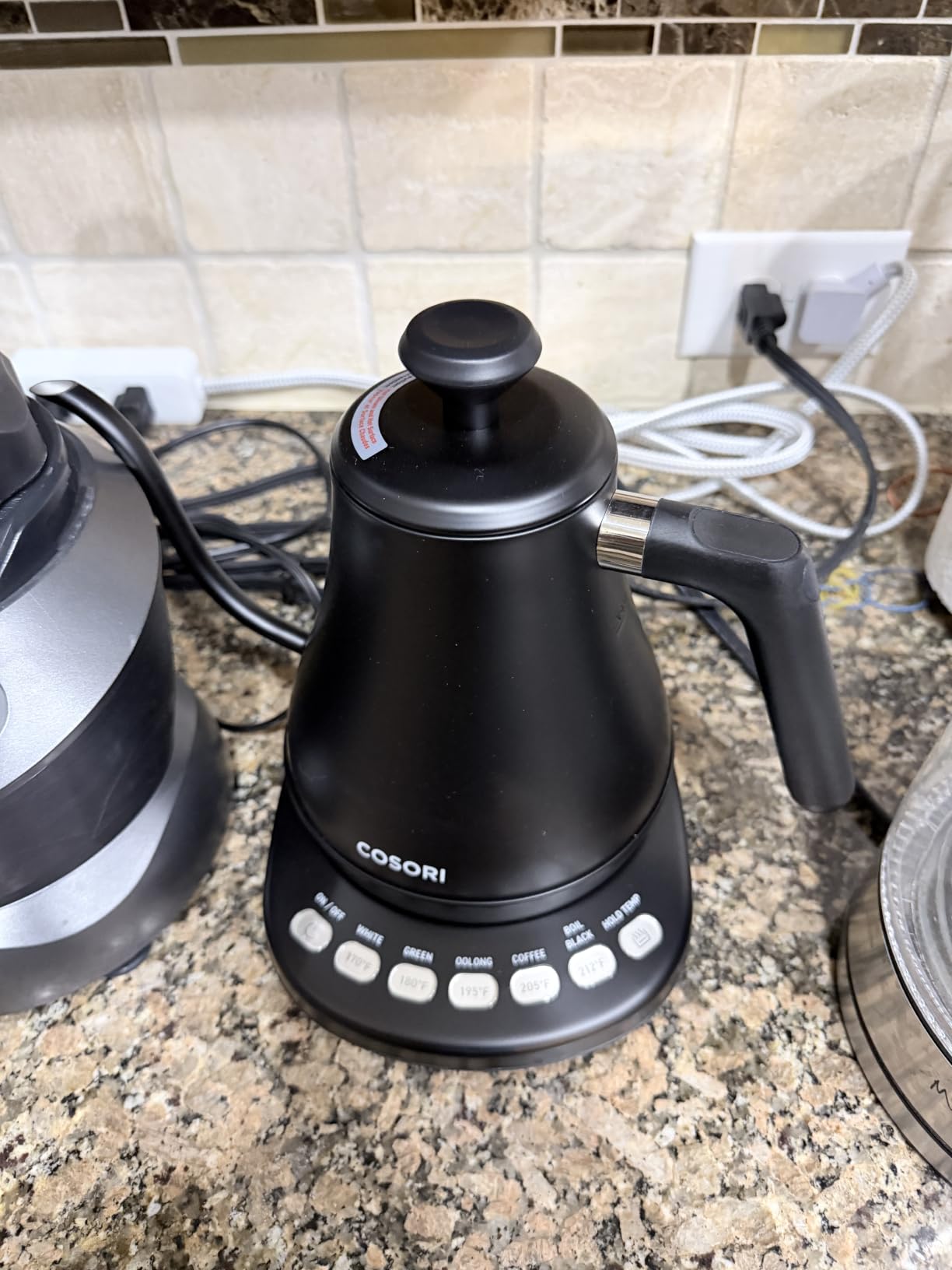 Cosori Smart Gooseneck Electric Kettle, App & Temperature Control, 0.8L | No Plastic Contact with Water, App Control, 4 Presets & Custom Temp (104-212°F), 60-Min Keep Warm, Pour Over Coffee & Tea customer photo 2