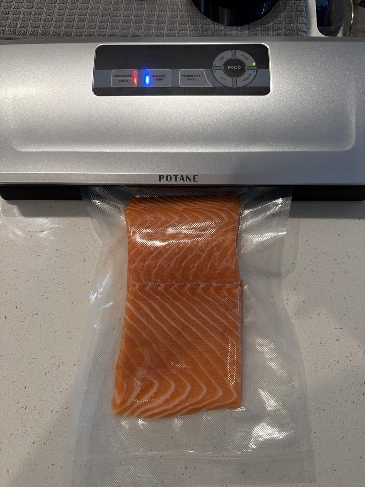 POTANE Precision Vacuum Sealer Machine, Powerful Pro Vacuum Food Sealer, 8-in-1 Easy Presets, 4 Food Modes, Dry&Moist&Soft&Delicate with Starter Kit, Compact Design customer photo 2