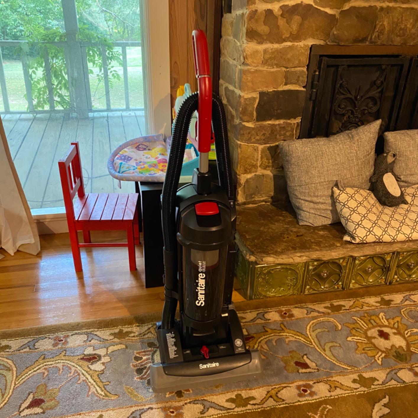 Sanitaire Force Upright Commercial Vacuum SC5845D, Black customer photo 1