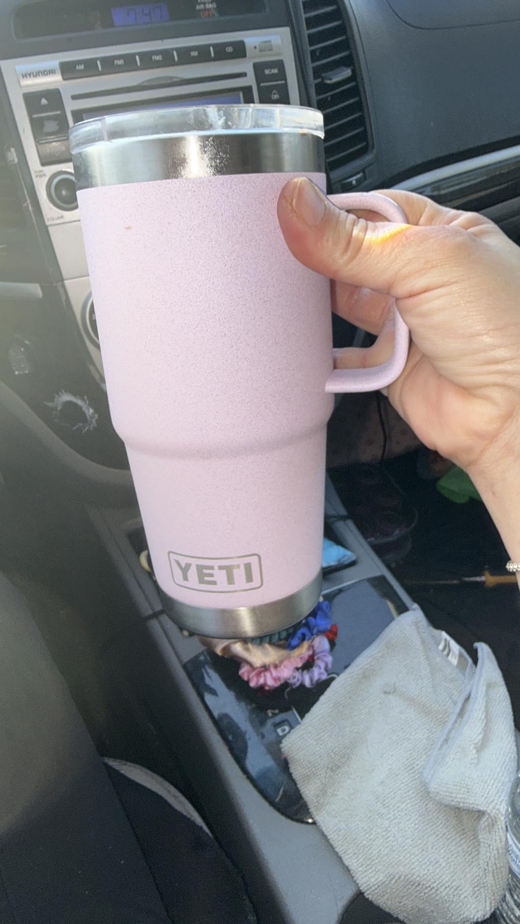 YETI Rambler 20 oz Travel Mug, Stainless Steel, Vacuum Insulated with Stronghold Lid customer photo 2