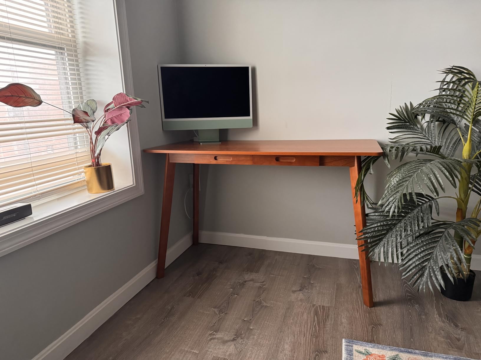 IOTXY Solid Wood Writing Desk - Home Office Laptop Computer Table, Walnut | Nordic Minimalist Style, MDF Tabletop, Solid Wood Legs, Double Drawers, Ergonomic Work Table, Workbench Desk customer photo 1