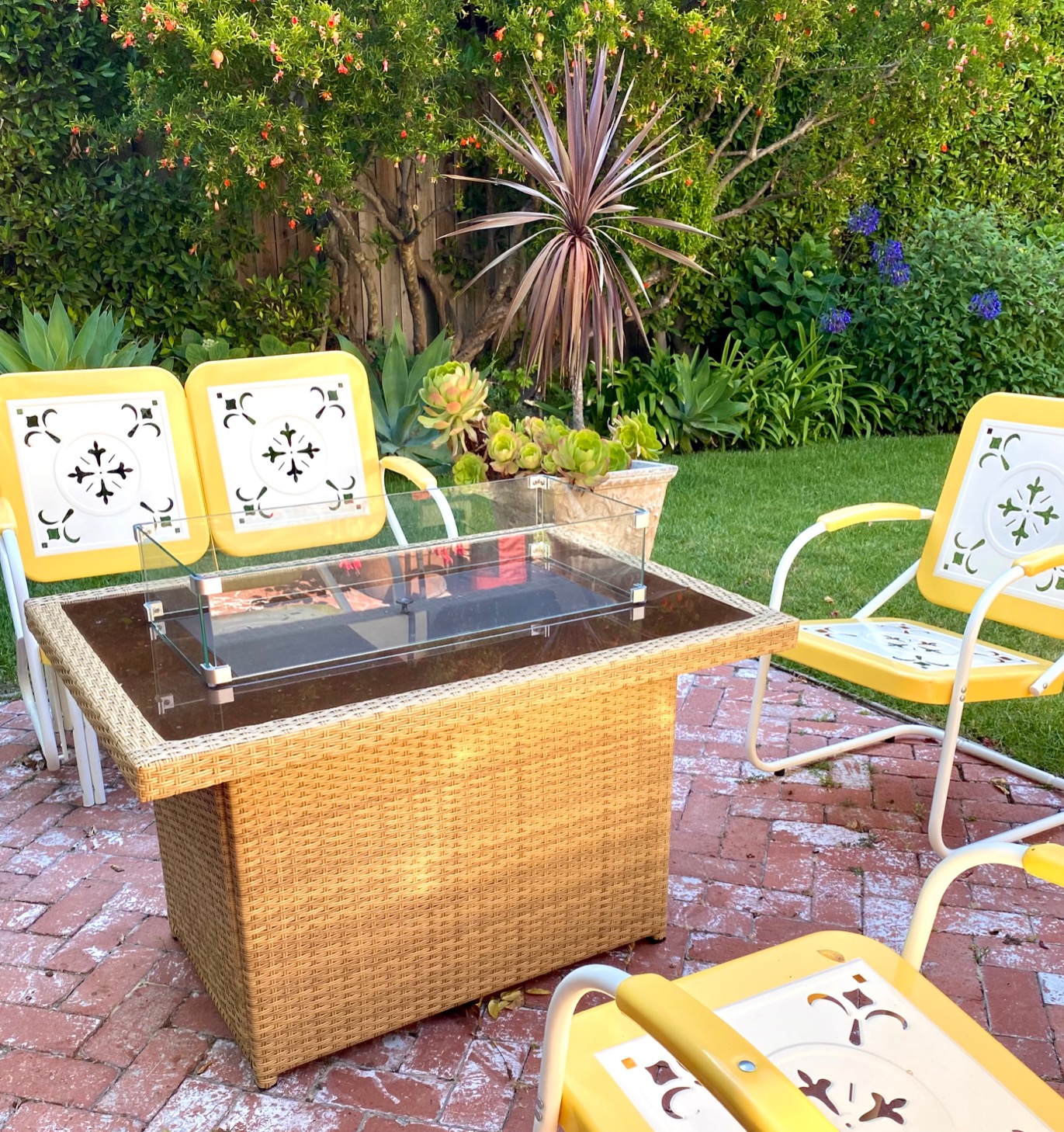 Wicker Propane Fire Pit Table, 60000 BTU Large Natural Gas Firepit Tables, 43'' Rectangle CSA Fireplaces for Deck Backyard, Fire Table with Windguard&Glass Rocks&Cover, Gray customer photo 2