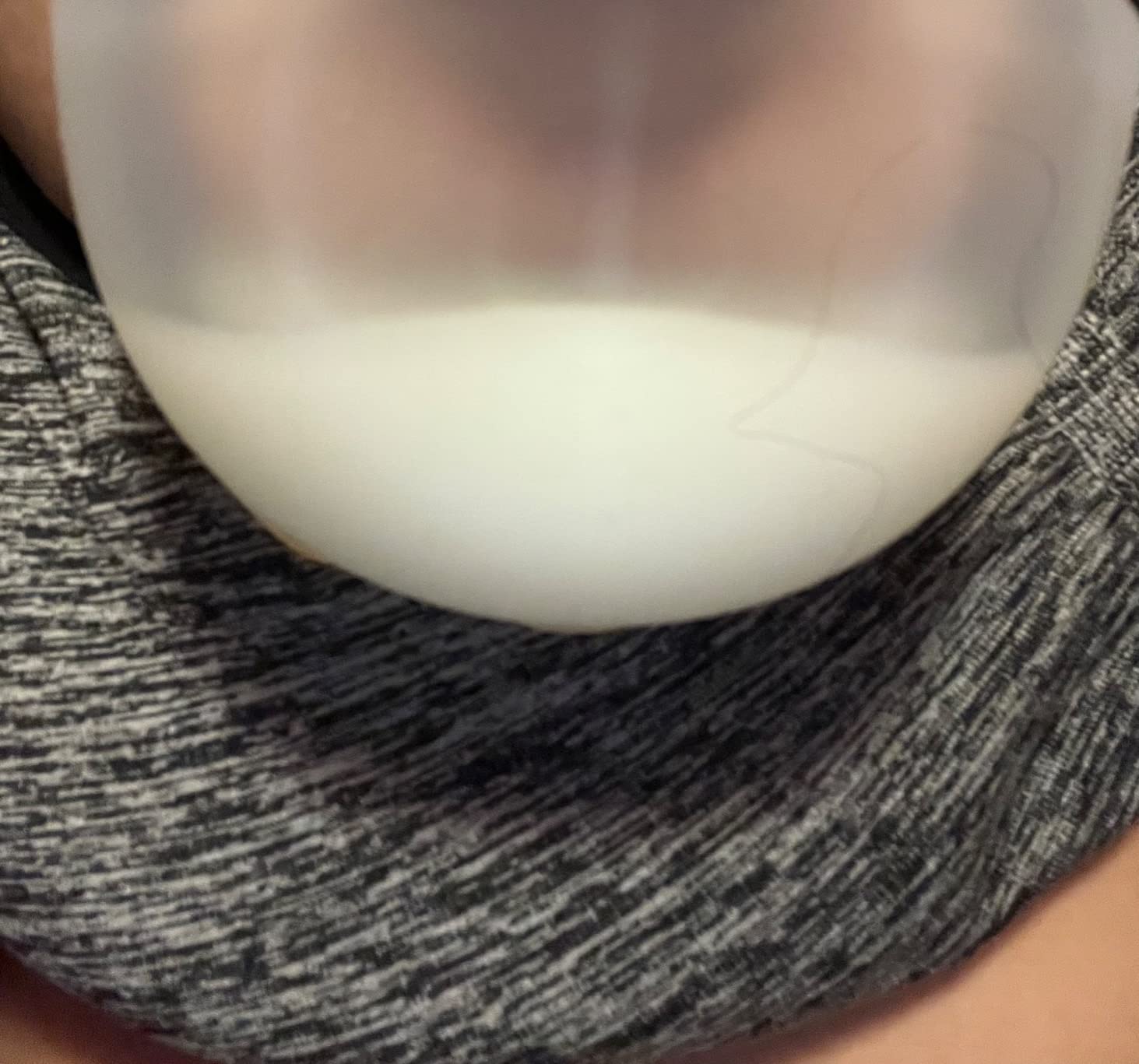 Elvie Curve - Manual Wearable Breast Pump - Hands-Free, Kick-Proof, Portable Silicone Pump that Can Be Worn in-Bra for Gentle, Natural Milk Expression - Breast Feeding Essentials customer photo 1