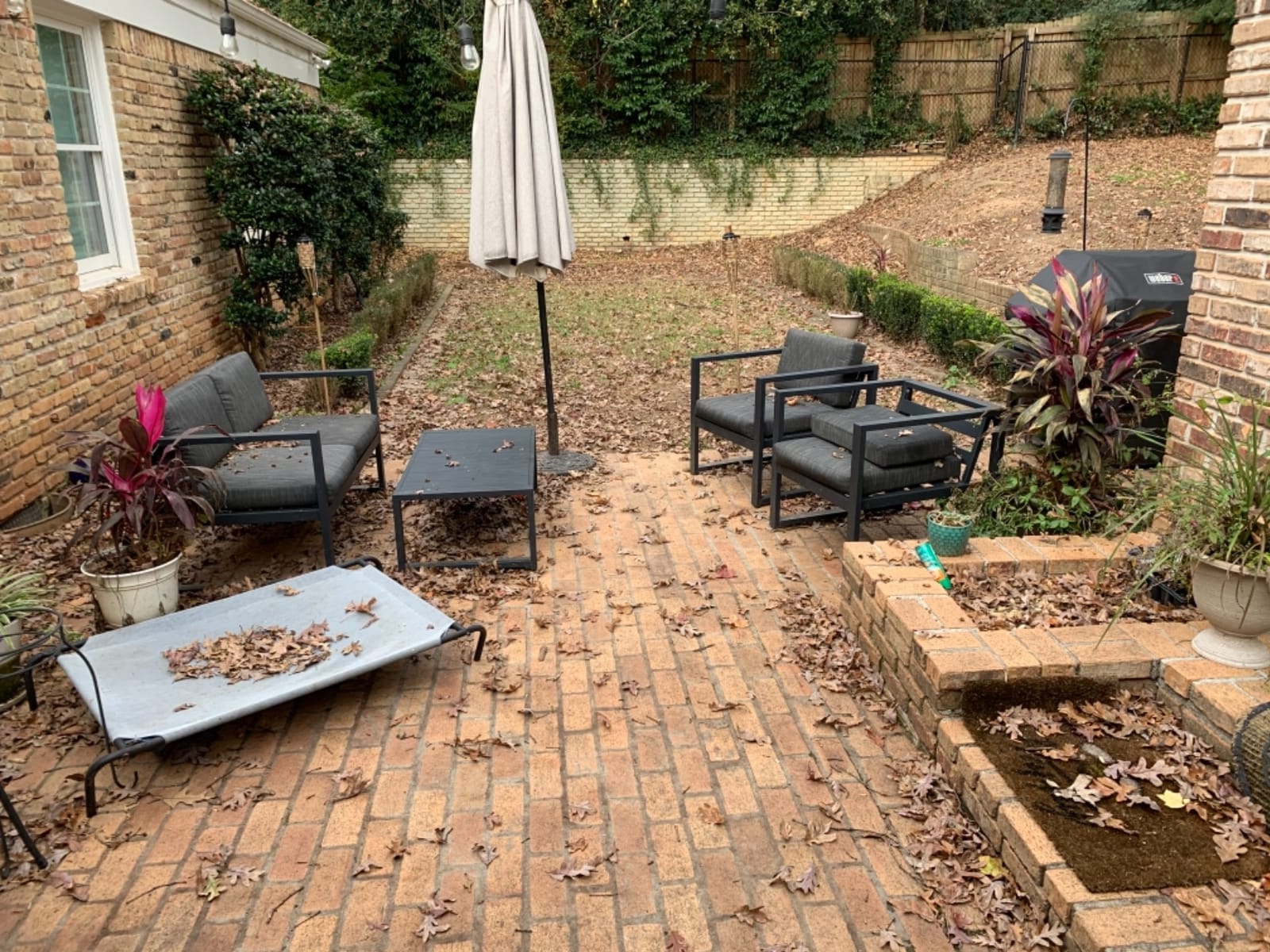 WORX Nitro Cordless Leaf Blower, Electric Blower with 410 CFM & 130 MPH, Blowers for Lawn Care with 3.8 Lbs, 4.0 Ah Battery & Charger Included, WG543 customer photo 2