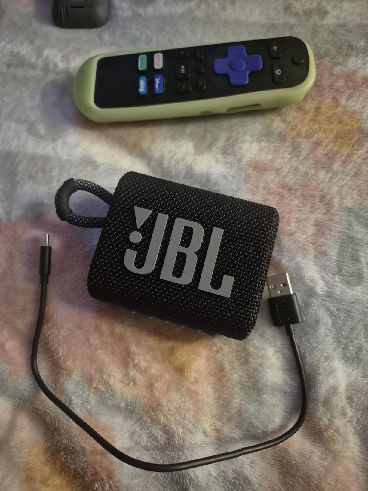 JBL Go 3 - Portable Mini Bluetooth Speaker, Big Audio and Punchy Bass, IP67 Waterproof and Dustproof, 5 Hours of Playtime customer photo 1