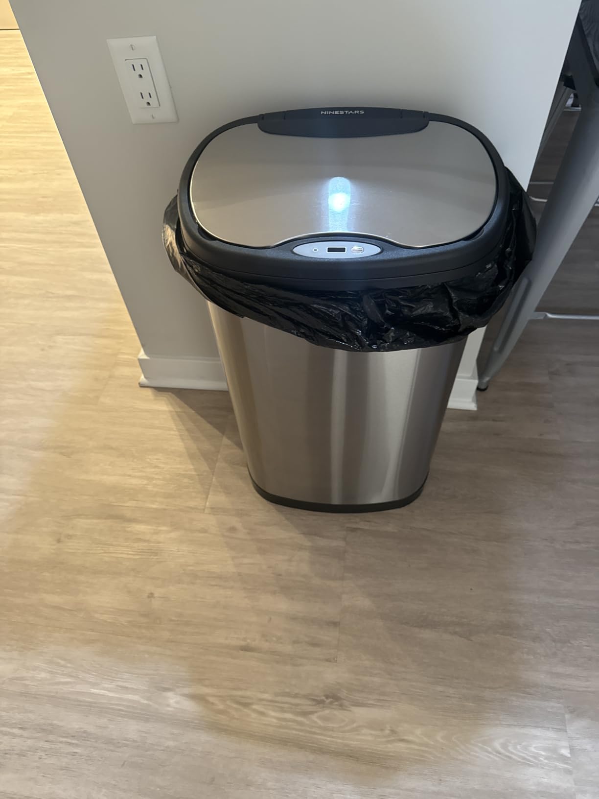 Ninestars 13 Gallon Oval Automatic Trash Can, 50L Touchless Motion Sensor Garbage Can with Odor-Sealing Lid & One-Touch Manual Mode, Silver Stainless Steel, Black Trim customer photo 2
